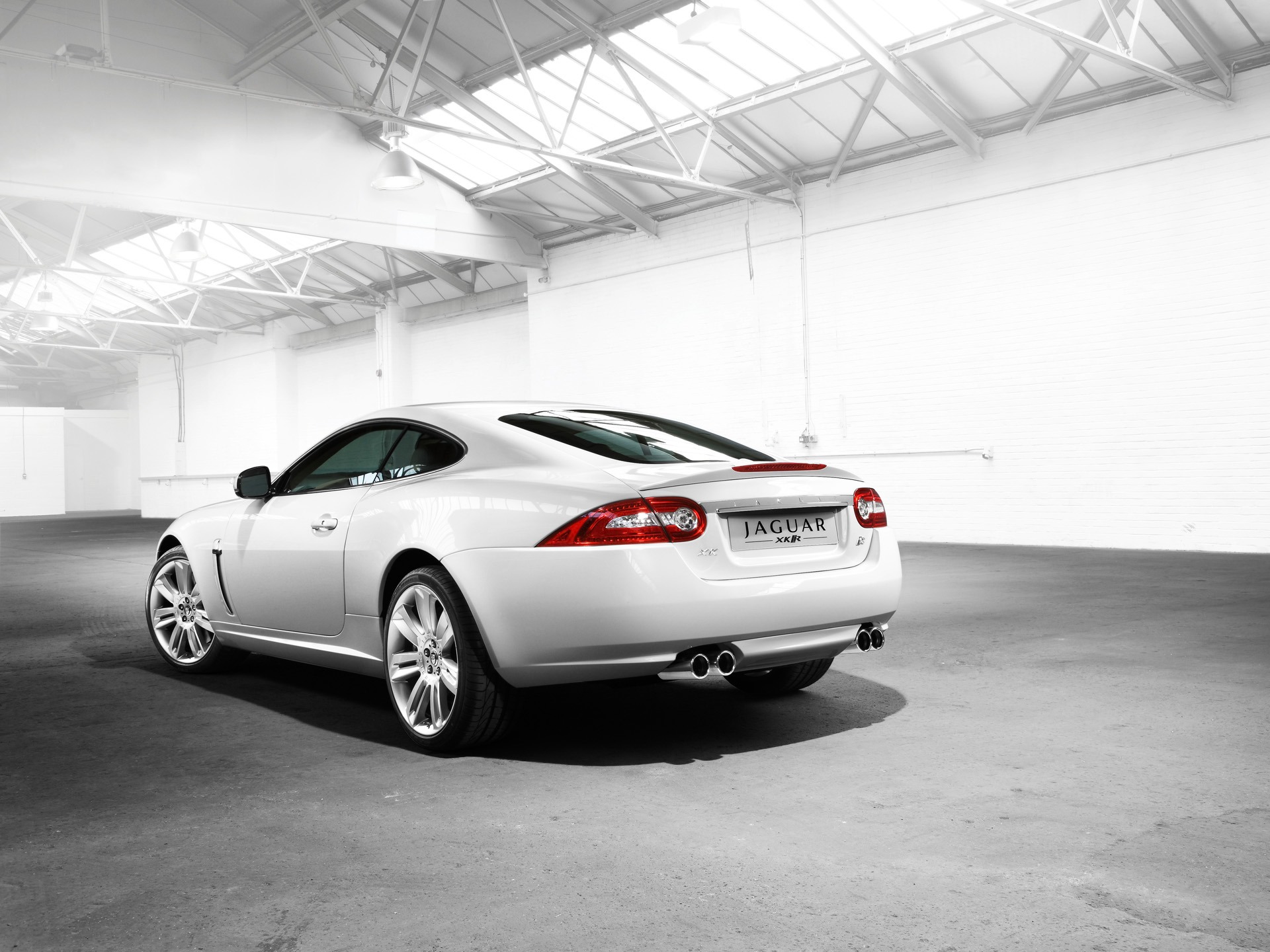 2010 Jaguar Xk Series Xk Coupe - HD Wallpaper 