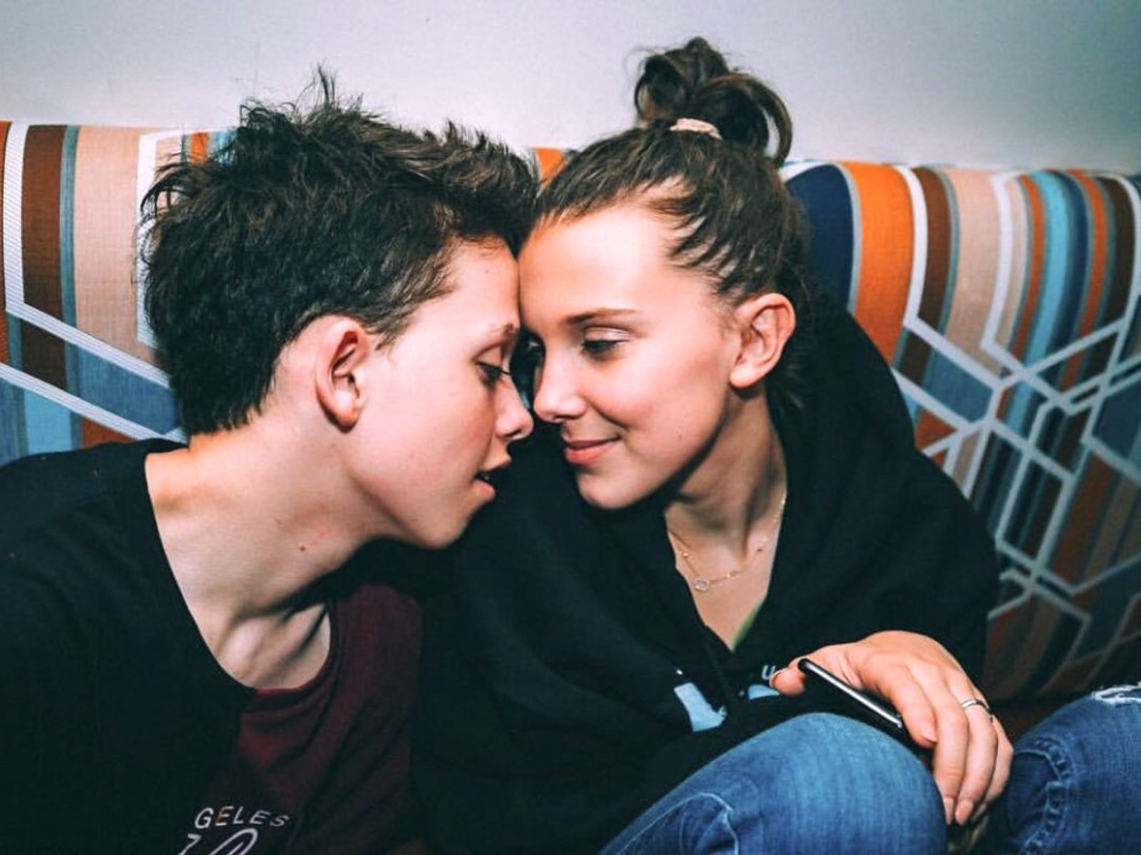 Millie Bobby Brown And Jacob Sartorius - HD Wallpaper 