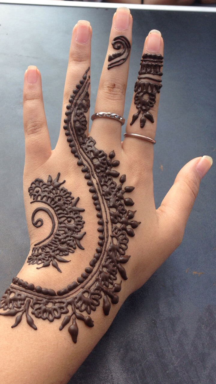 Live In Mehndi Design - HD Wallpaper 