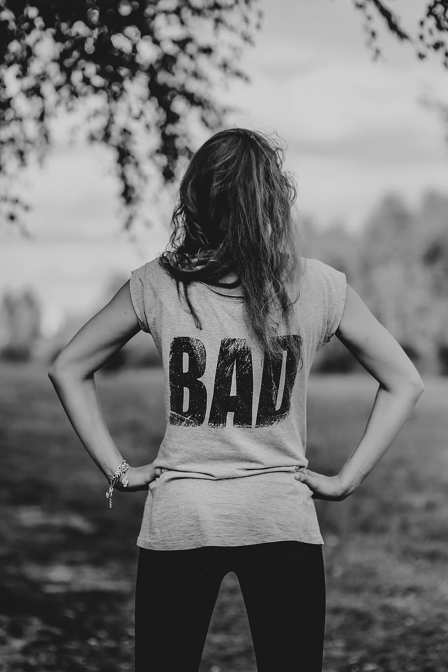 Bad Girl Black And White - HD Wallpaper 