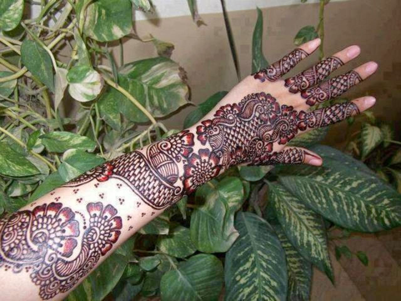 Bhari Mehndi New Design - HD Wallpaper 