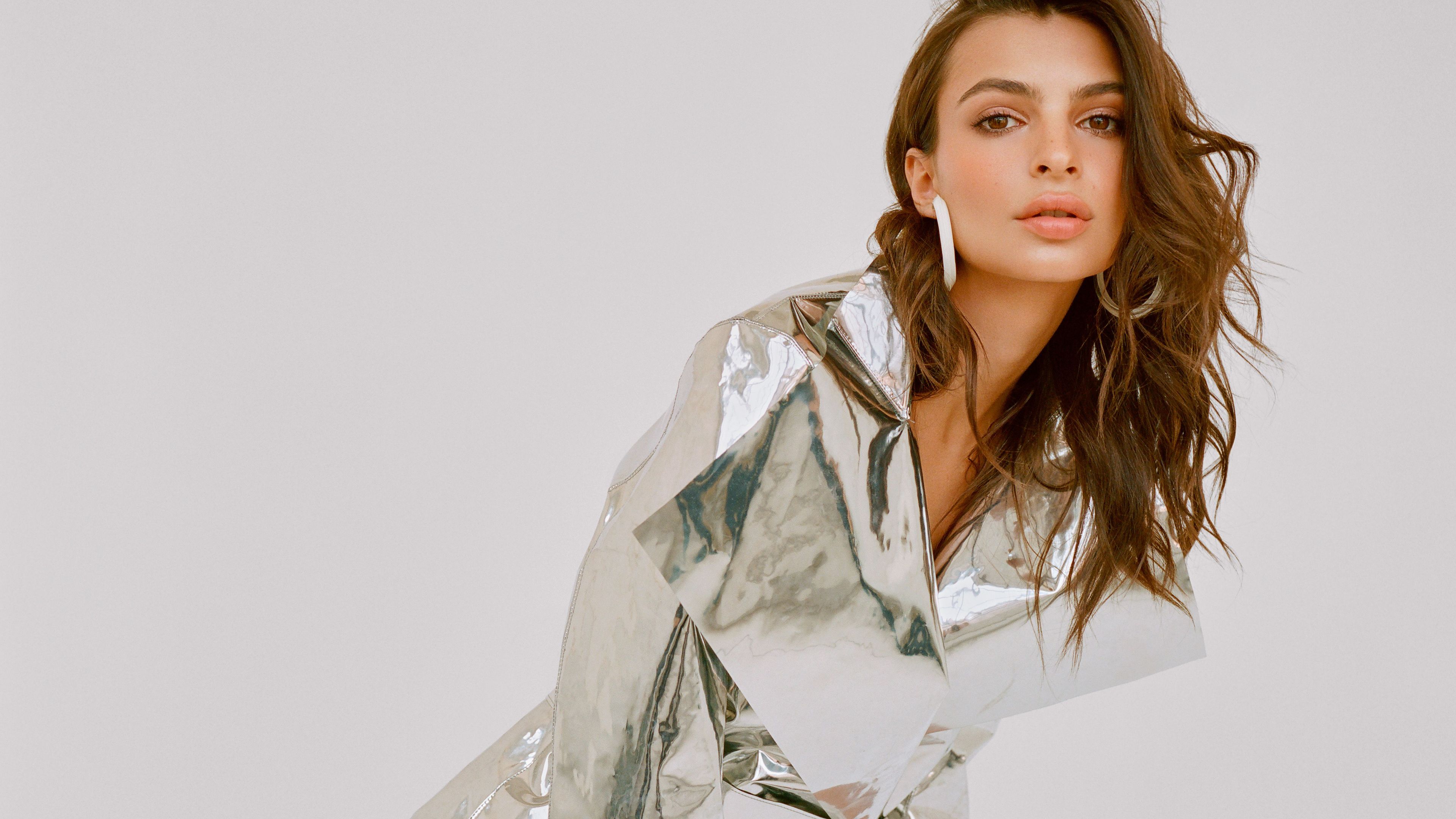 Emily Ratajkowski Wallpapers Hd - Alison Lou Jelly Earrings - HD Wallpaper 