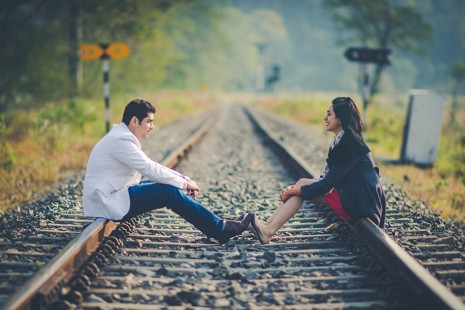 Pre Wedding Shoot In Darjeeling - HD Wallpaper 