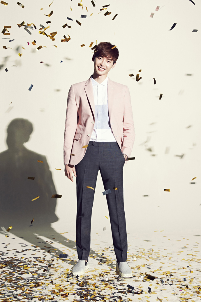 Lee Jong Suk Style - HD Wallpaper 