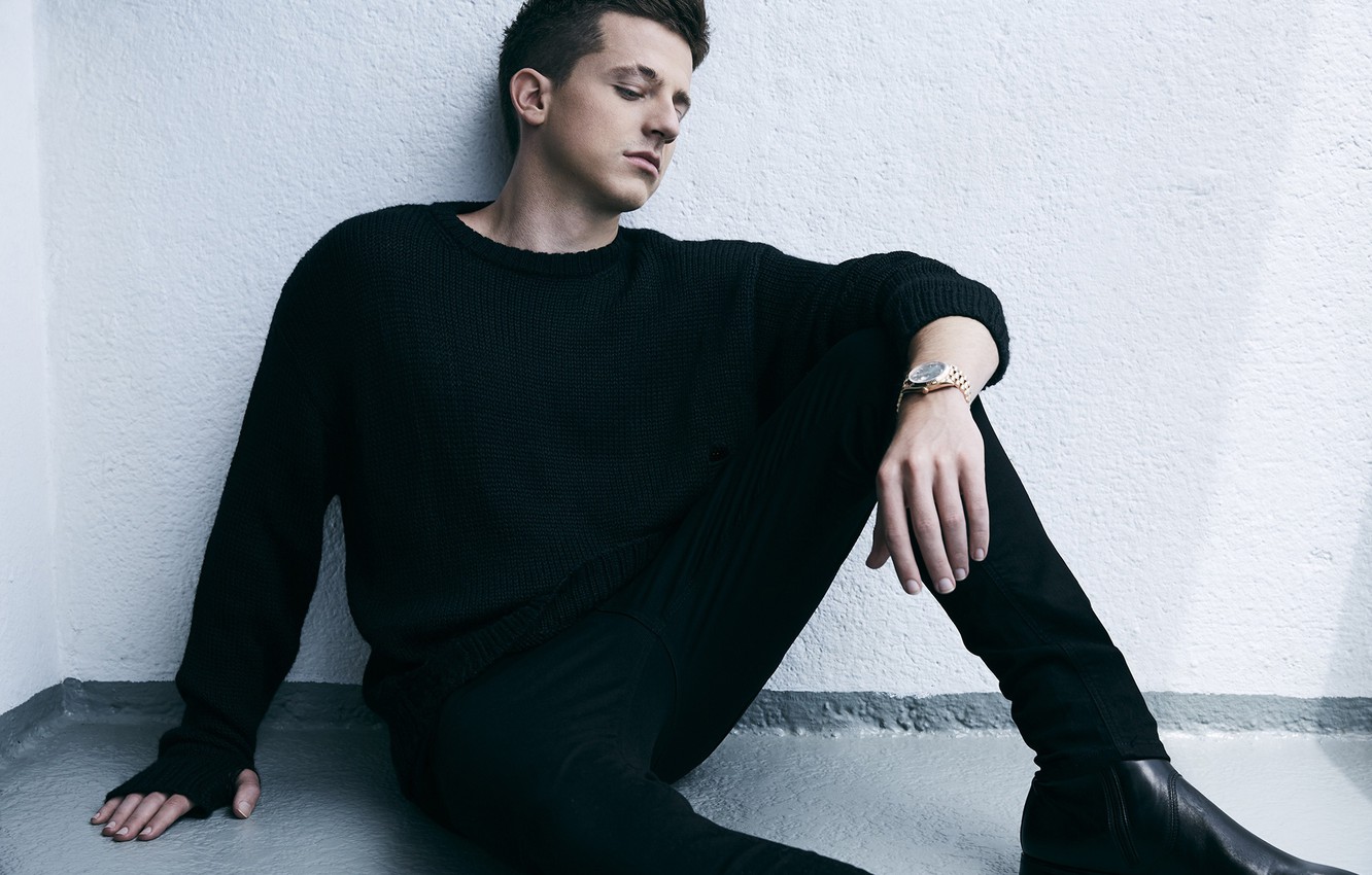 Photo Wallpaper Photo, Male, Sweater, Charlie Puth - HD Wallpaper 