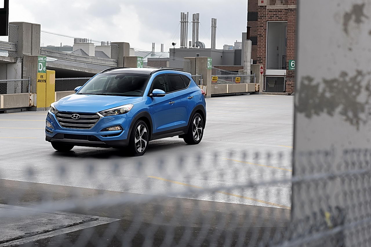 2016 Hyundai Tucson Wallpaper Hd - 2016 Hyundai Tucson Limited - HD Wallpaper 