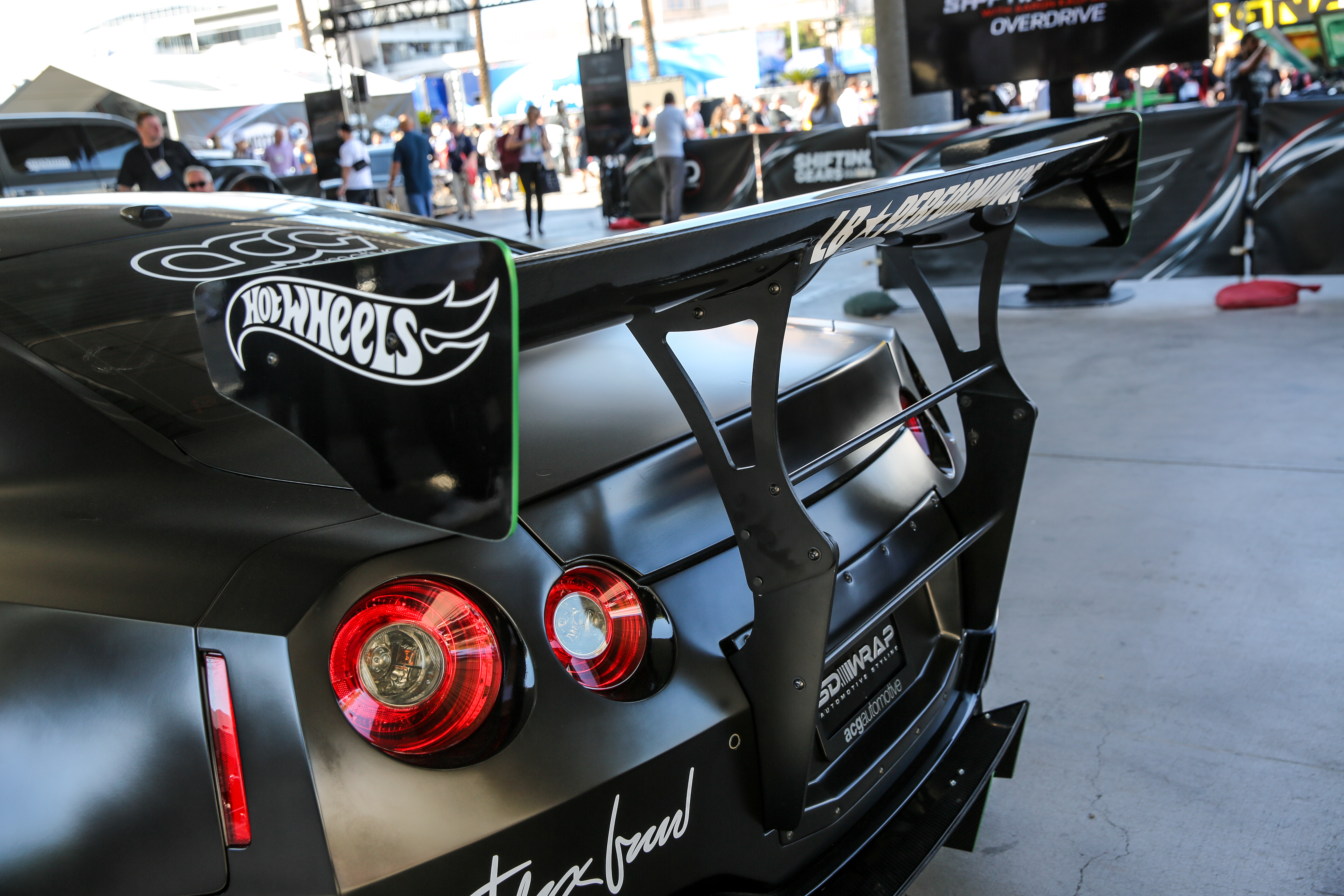 Tanner Fox Gtr Back - HD Wallpaper 