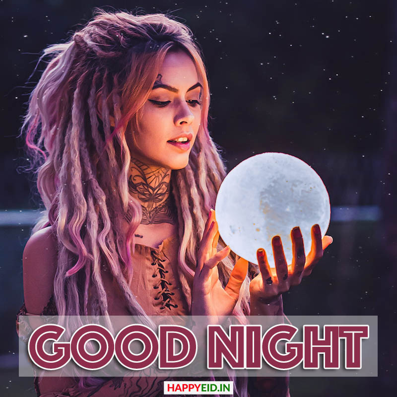 Beautiful Girl Holding Moon Good Night Images - Woman Holding The Moon - HD Wallpaper 