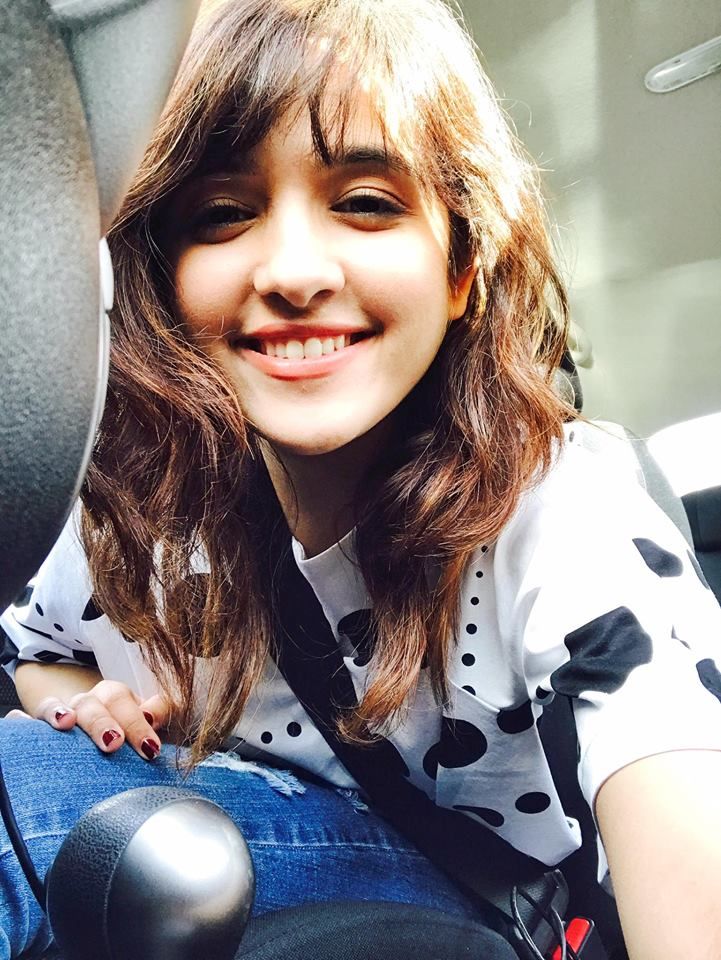 Shirley Setia Hd Wallpaper - HD Wallpaper 