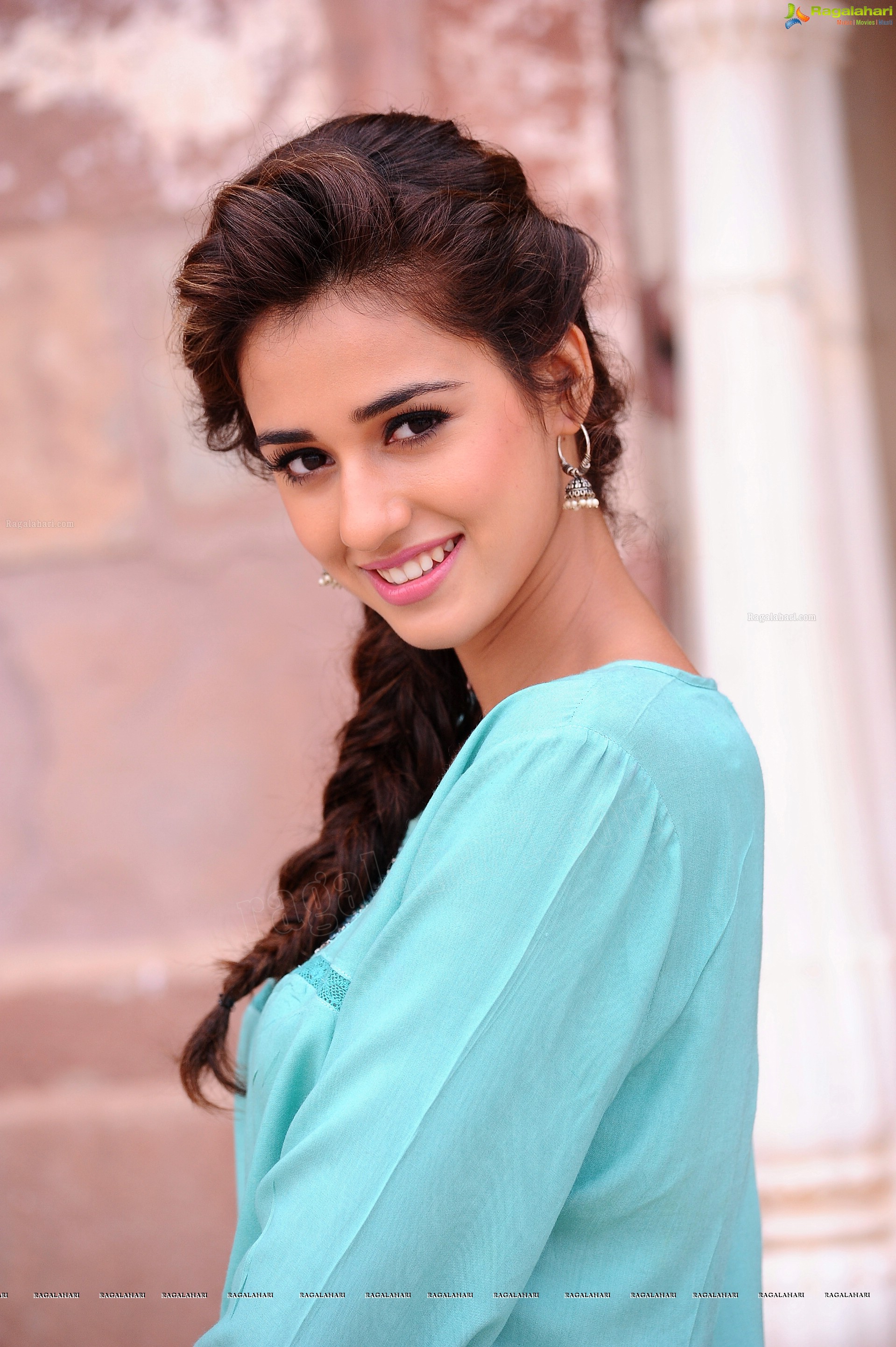 Disha Patani Hd Wallpapers - HD Wallpaper 