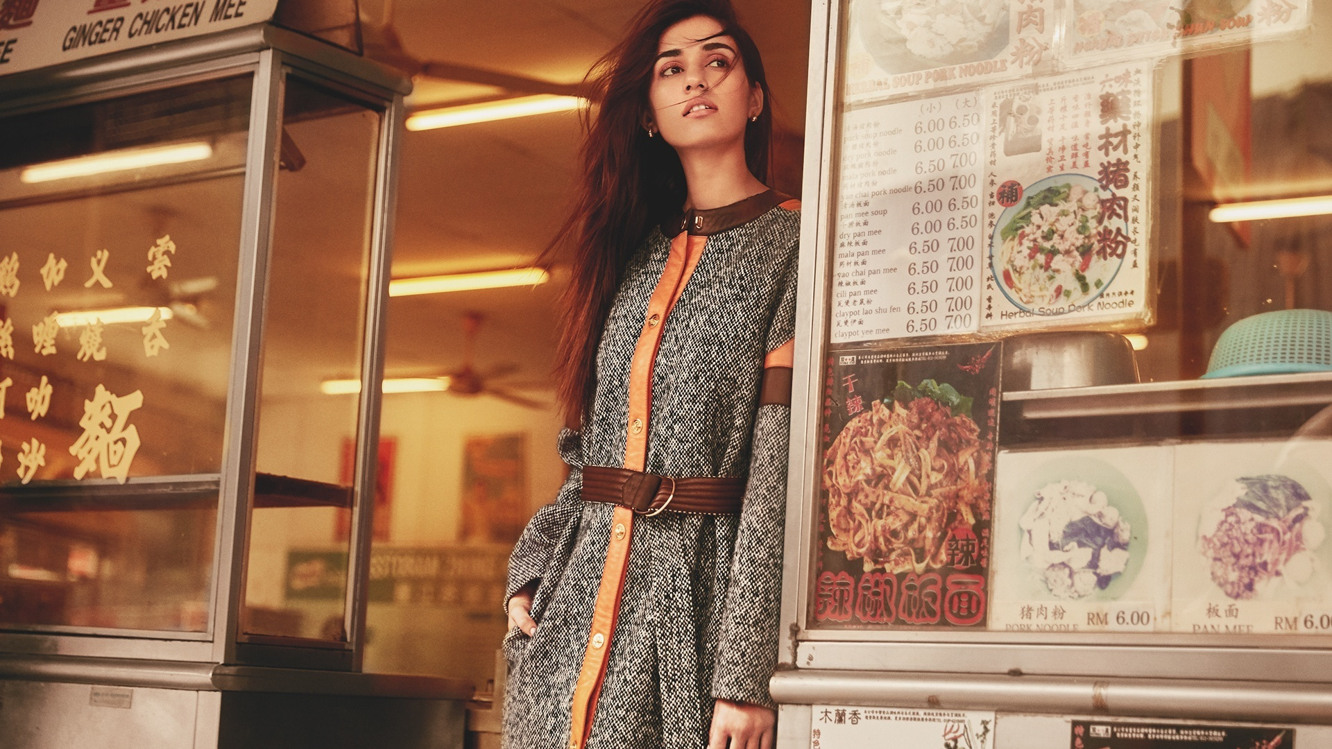 Disha Patani, Bollywood, 2018, Wallpaper - Disha Patani Hot Grazia - HD Wallpaper 