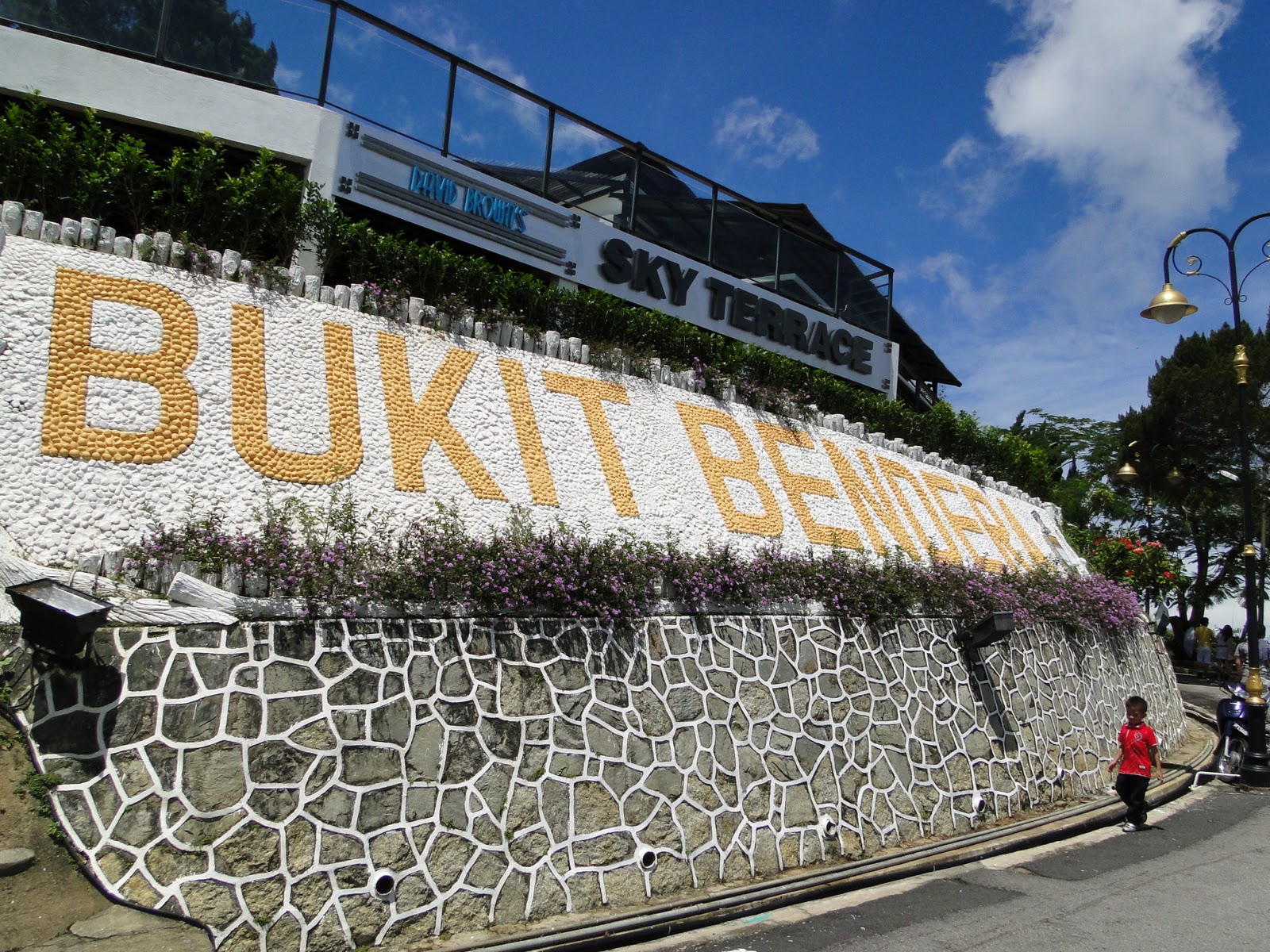 Street - HD Wallpaper 