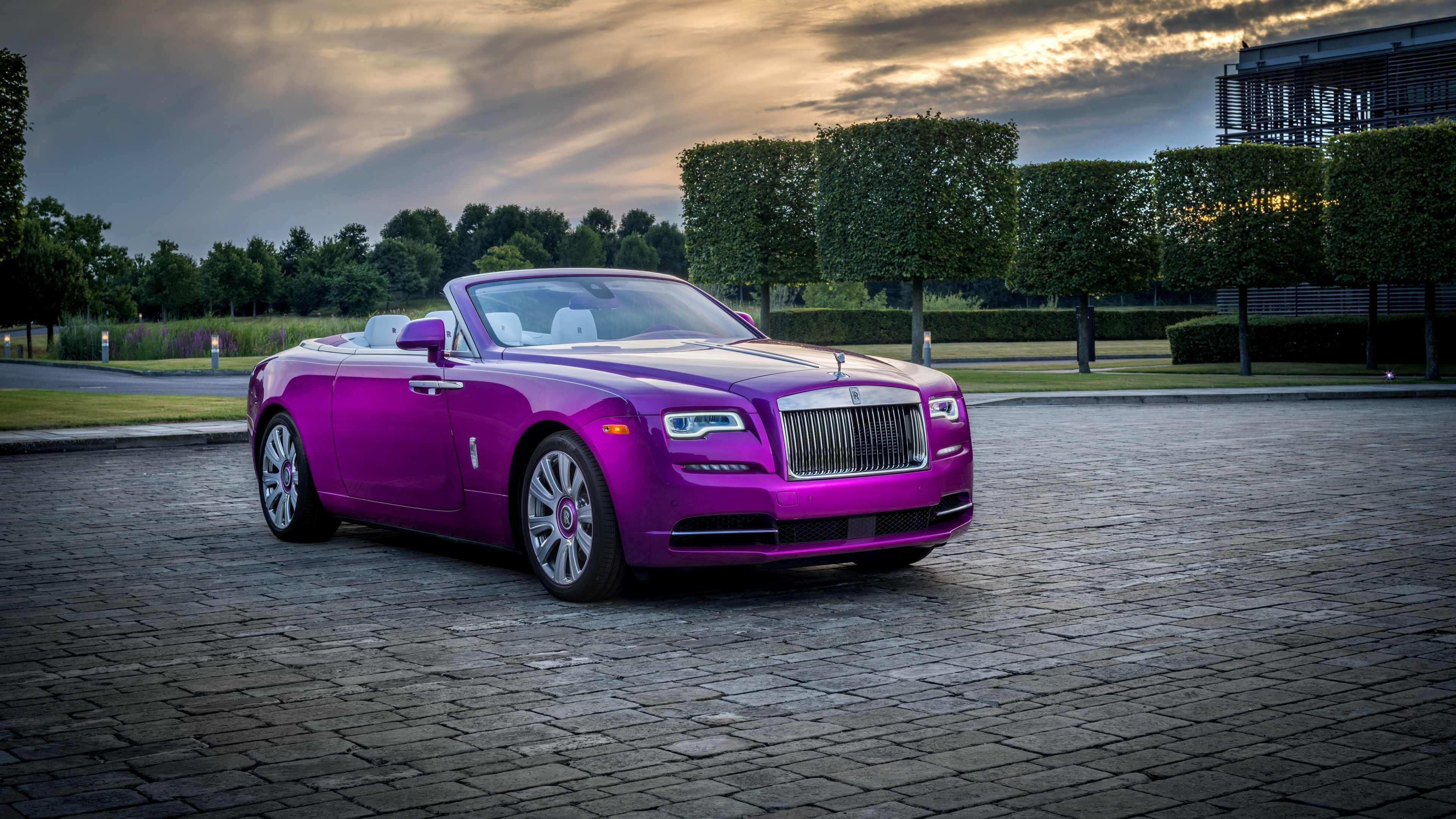 Convertible Rolls Royce Wallpaper 
 Data-src /w/full/1/e/5/255595 - Rolls Royce Dawn Fuxia - HD Wallpaper 