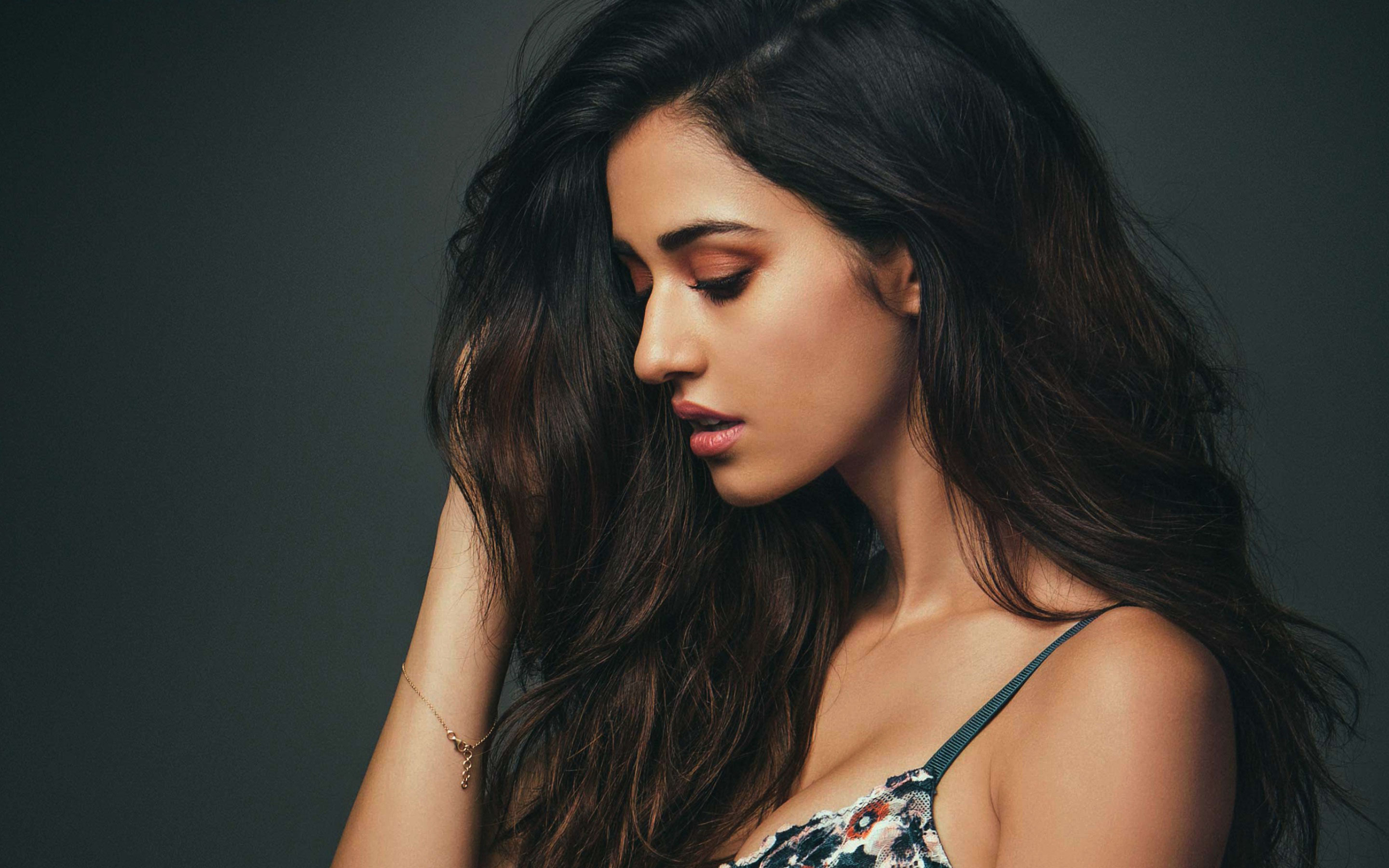 Disha Patani Hot Sexy Photos New Hd 2019 - HD Wallpaper 