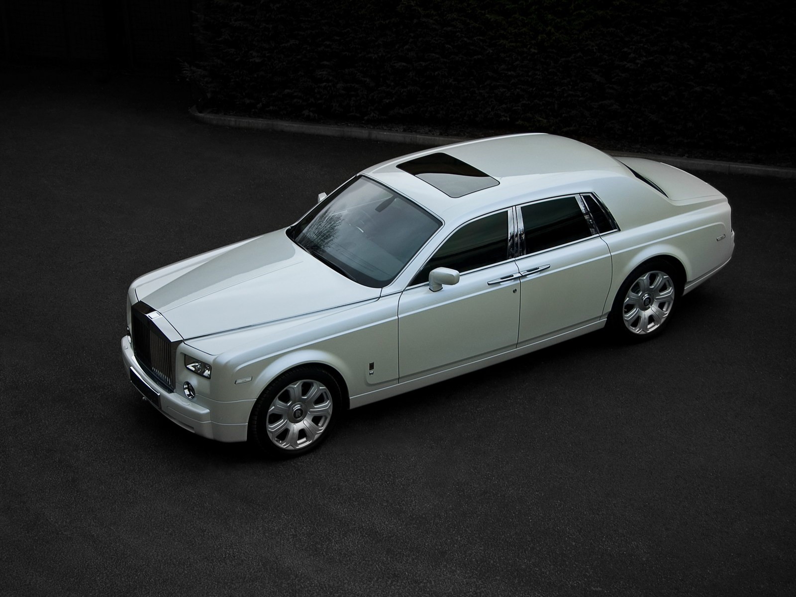 Rolls-royce Phantom Wallpapers Cog72 - HD Wallpaper 