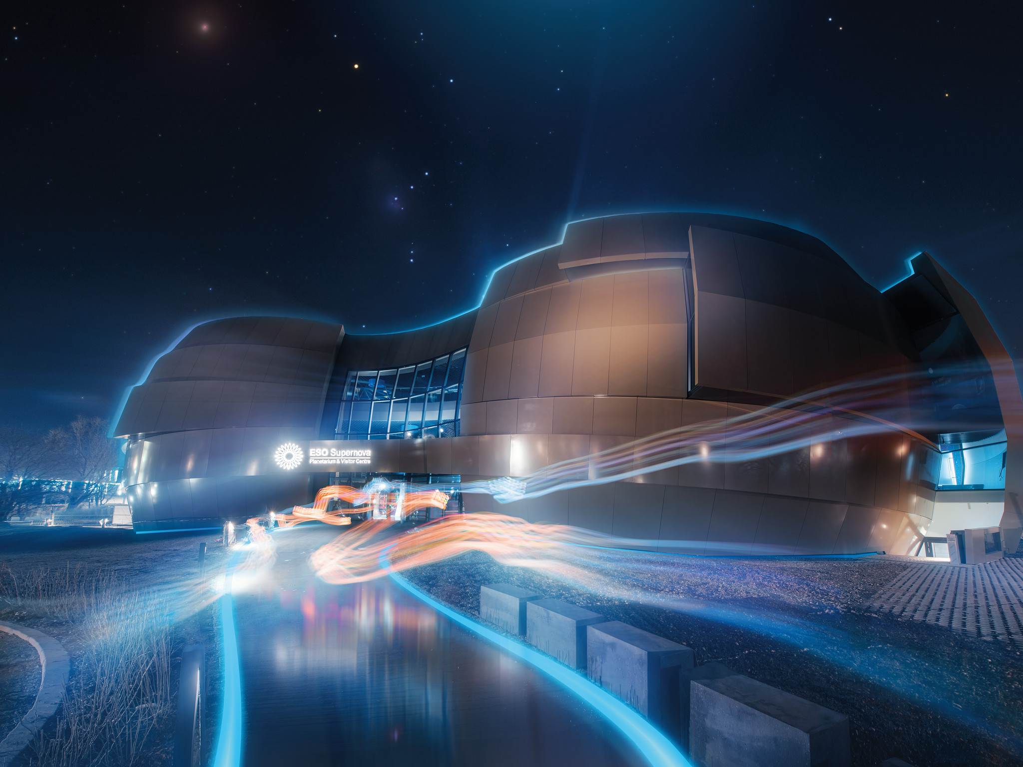 Key Visual For The Permanent Exhibition The Living - Supernova Garching - HD Wallpaper 