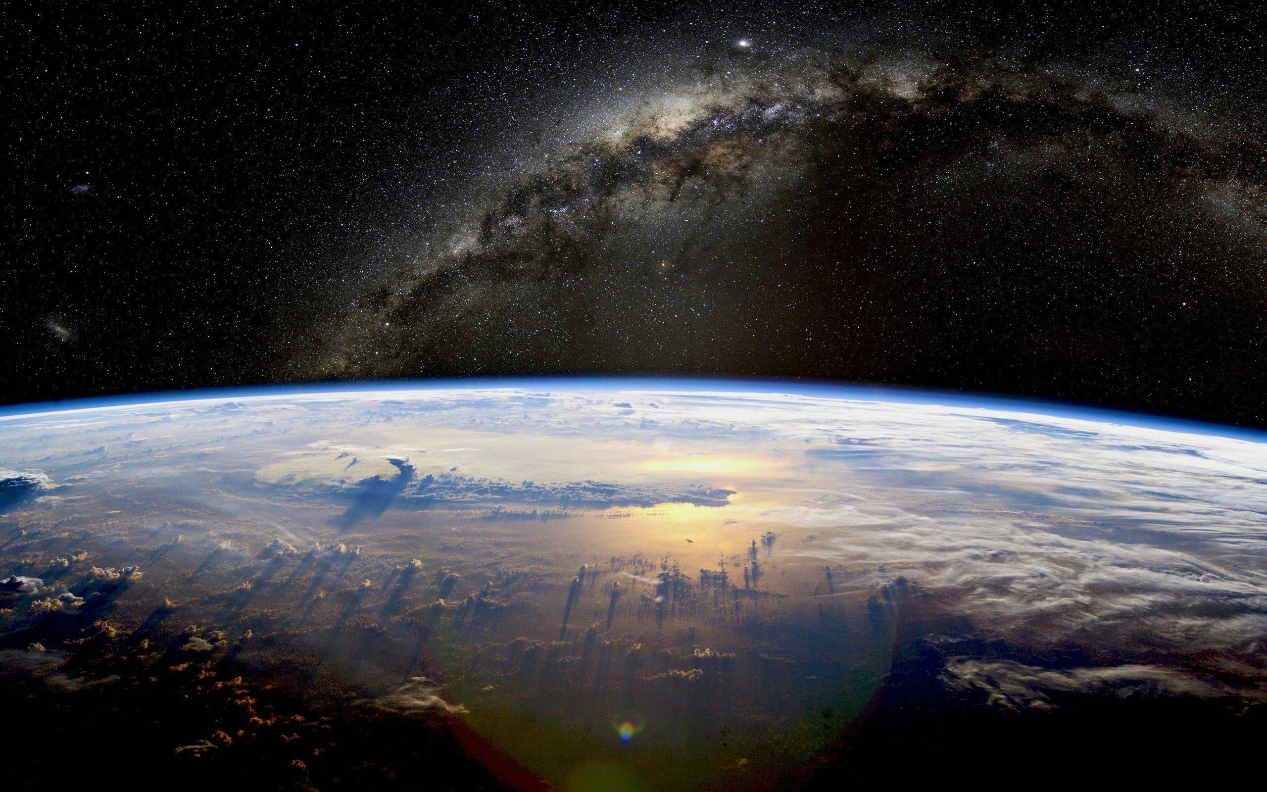 Speck Of Dust In The Universe - HD Wallpaper 