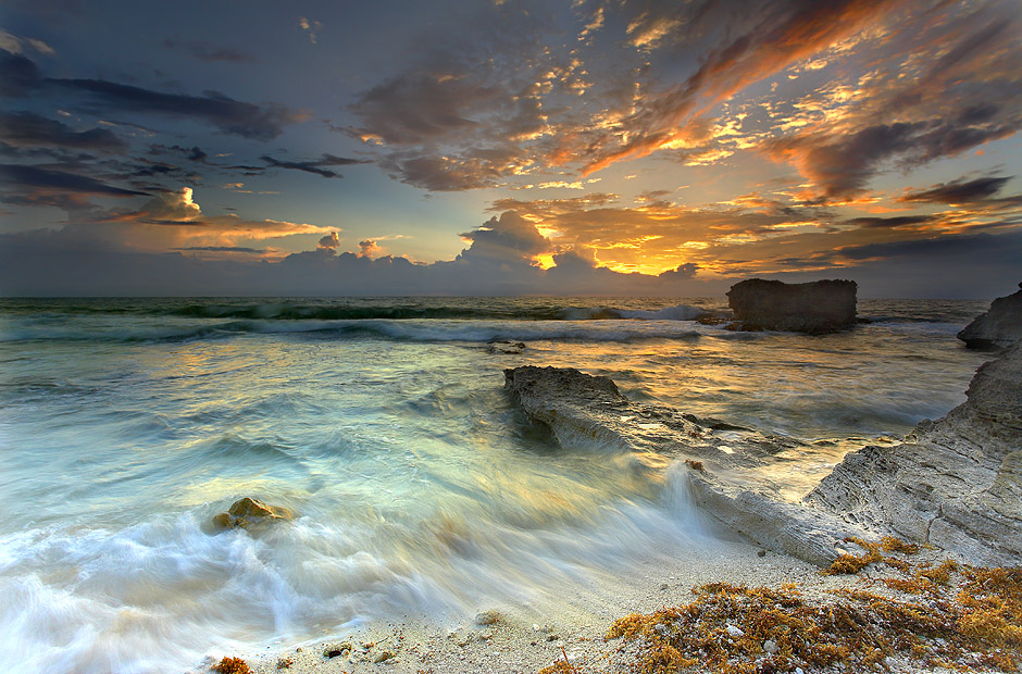 Trade Winds Isla Mujeres - Seascape Background - HD Wallpaper 