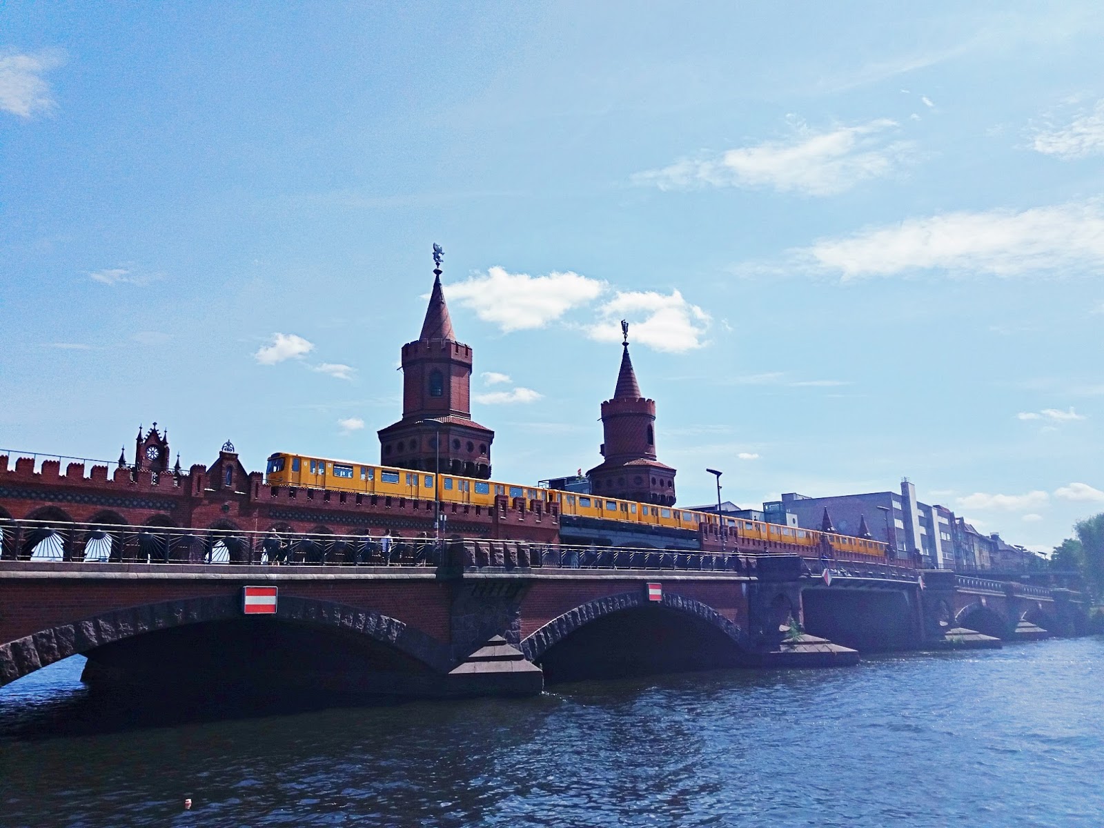 River - HD Wallpaper 