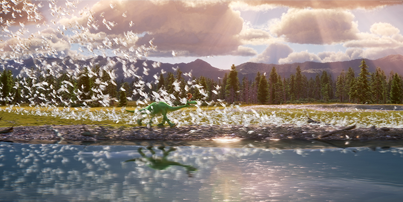 Good Dinosaur Running Through Birds - HD Wallpaper 
