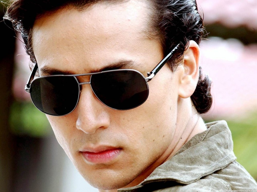 Aditya Datt - Heropanti Tiger Shroff Age - HD Wallpaper 