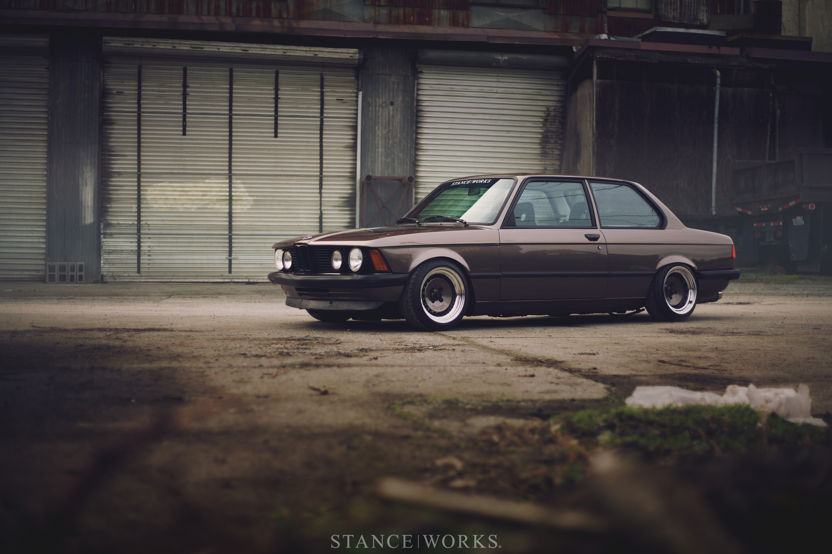Bmw E21 Brown - HD Wallpaper 