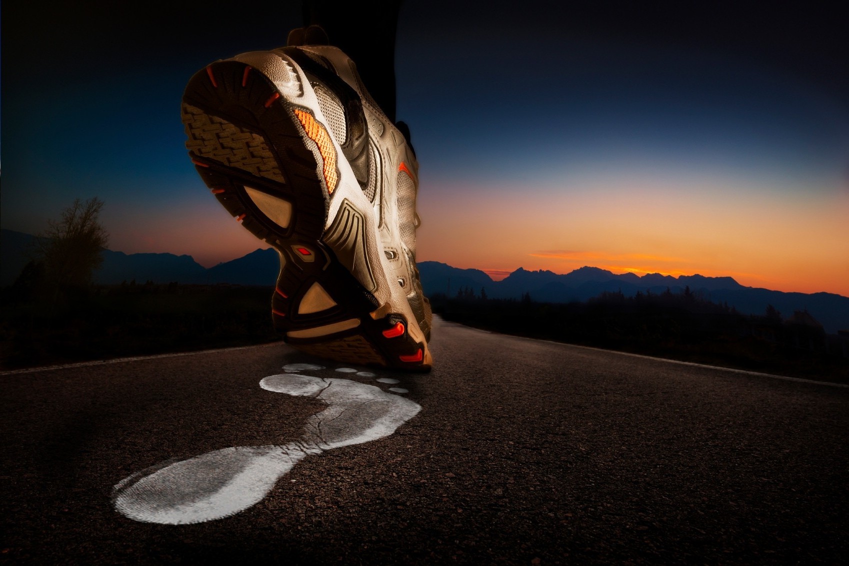 Sports Sunset Landscape One Mountain Action Sky - HD Wallpaper 
