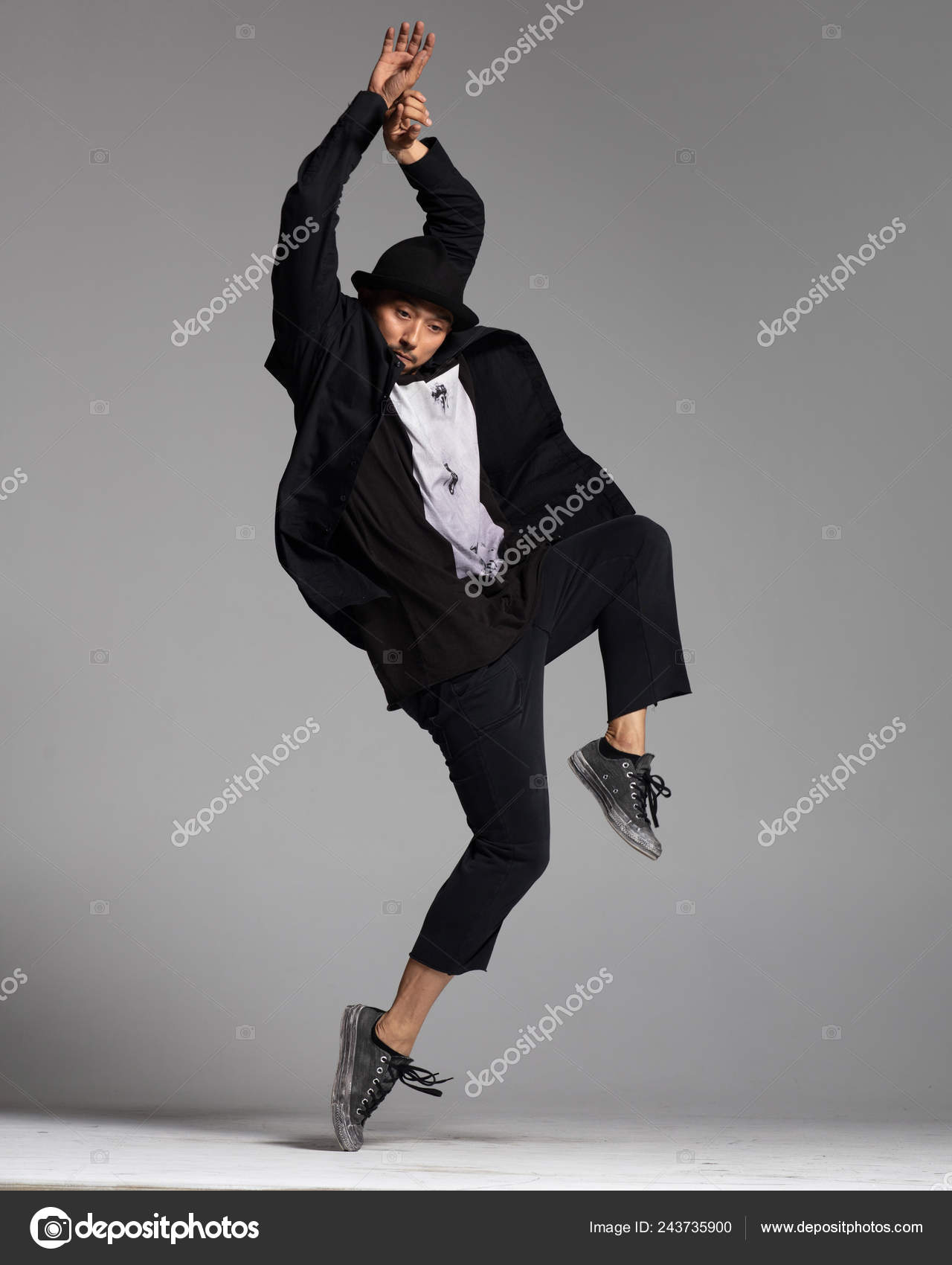 Dancer - HD Wallpaper 