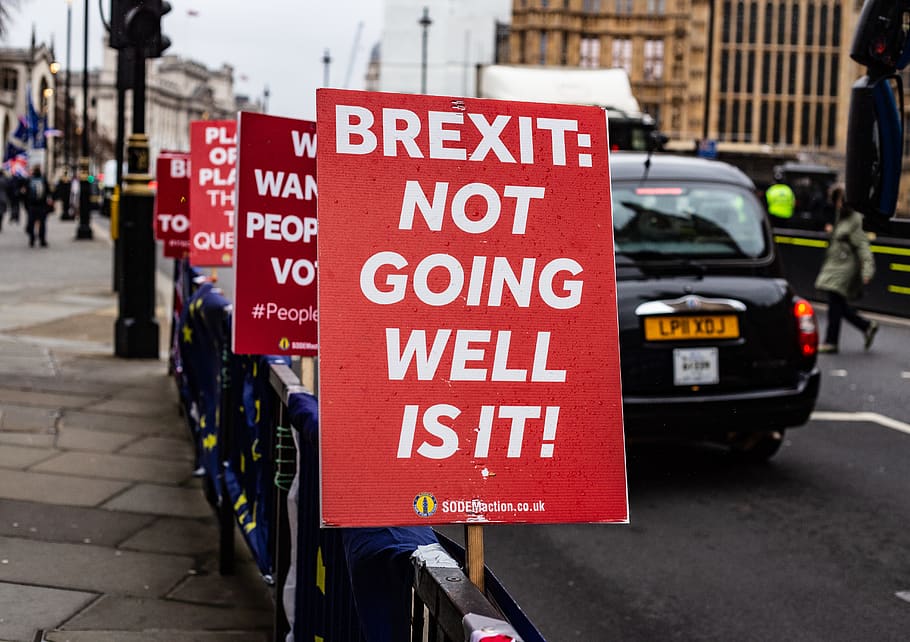 Not Going Well Is It Banner Sign, Text, Street, City, - Brexit Satire - HD Wallpaper 