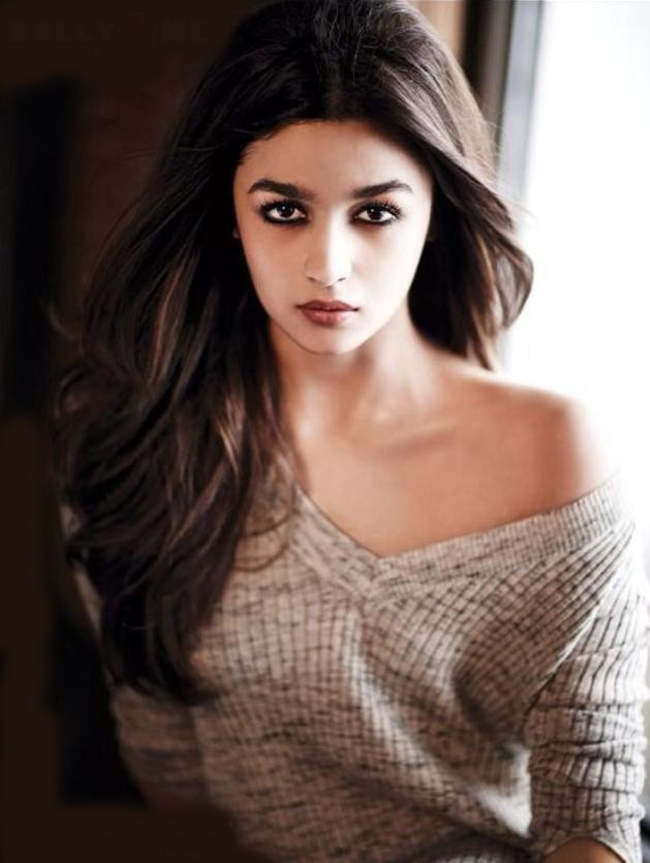 Alia Bhatt Hd Wallpapers - Best Of Alia Bhat - HD Wallpaper 
