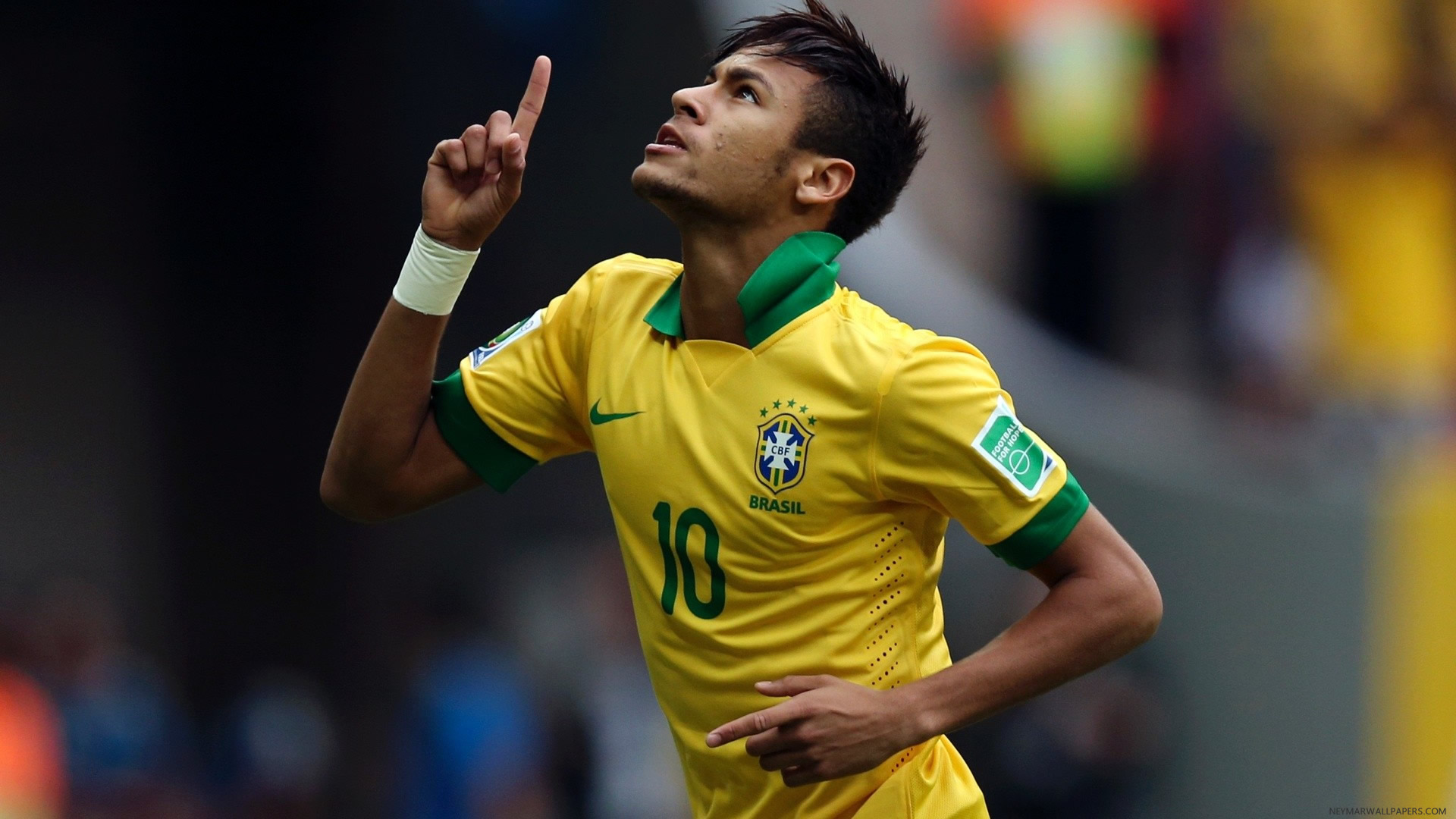 Neymar In Brazil Yellow Jersey Wallpaper - Football Players Photos Hd - HD Wallpaper 