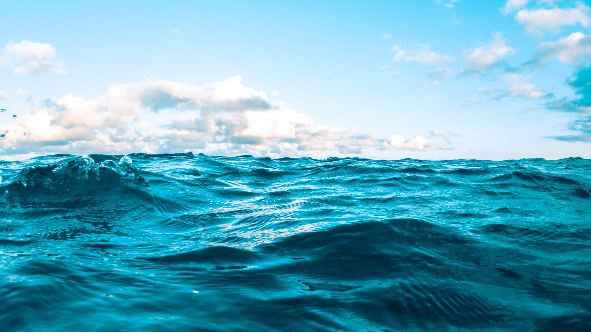 Wallpaper Water, Sea, Ripples, Waves, Sky, Blue, Clouds - Water Full Hd Background - HD Wallpaper 