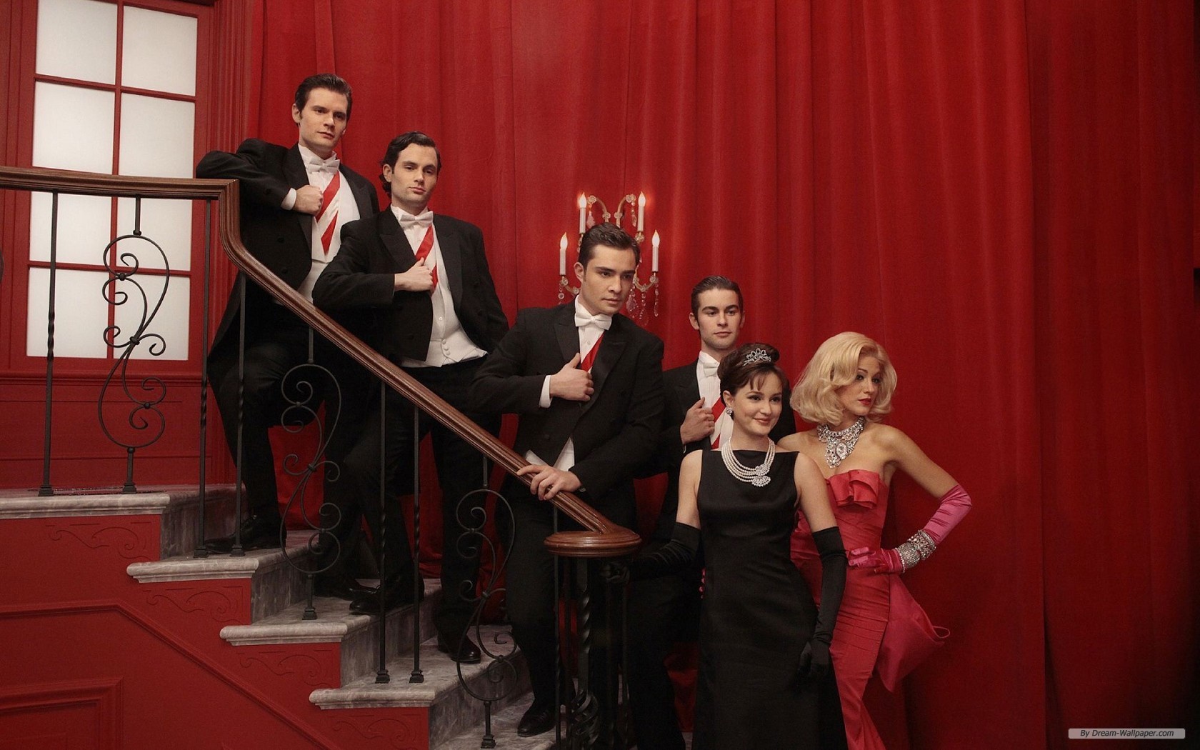 Free Movie Wallpaper - Gossip Girl Diamonds Are A Girl's Best Friend - HD Wallpaper 