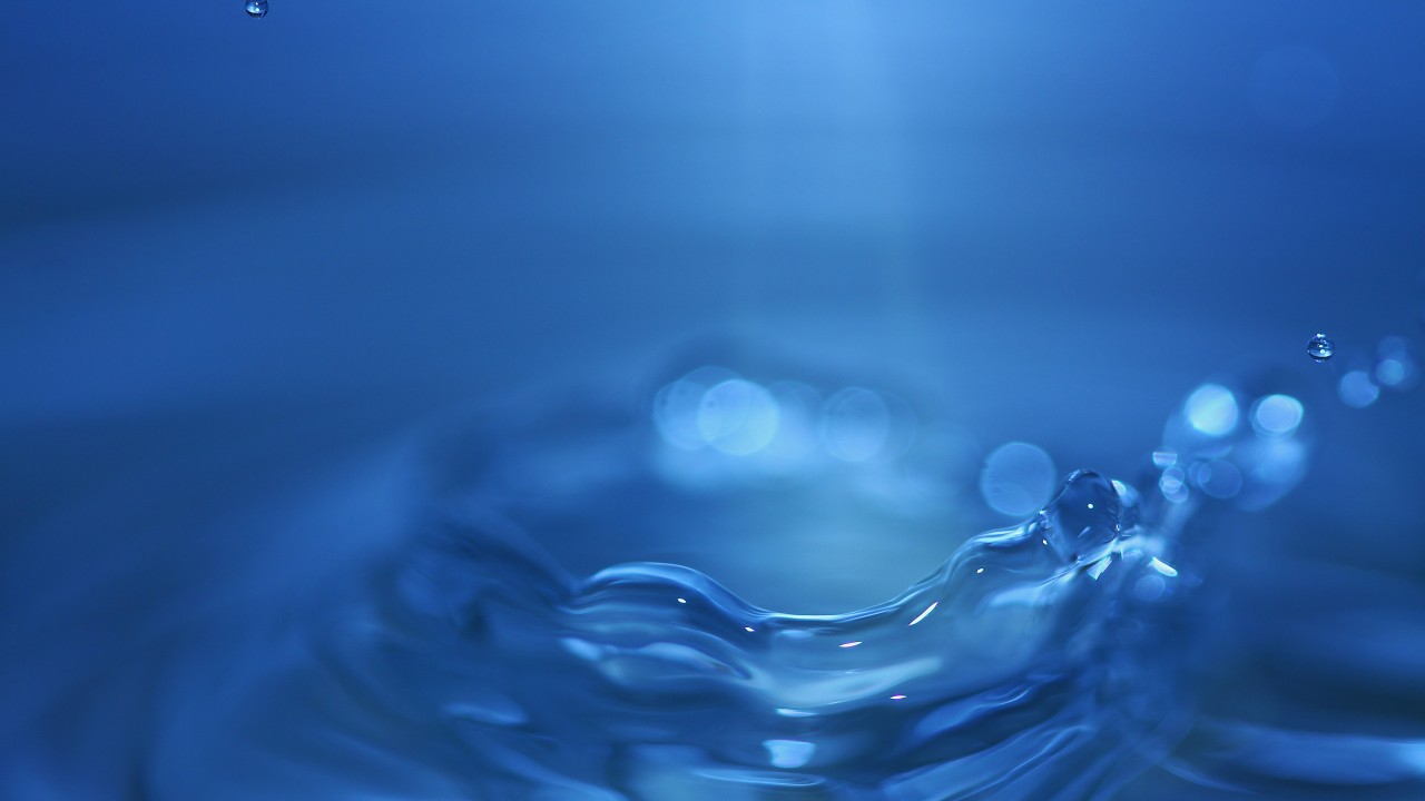 Water Splash - HD Wallpaper 