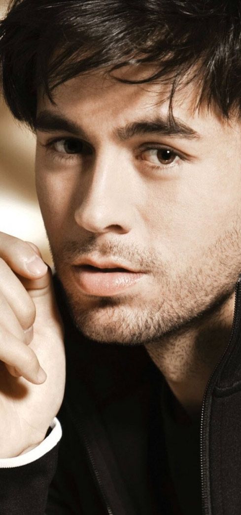 Enrique Iglesias - HD Wallpaper 