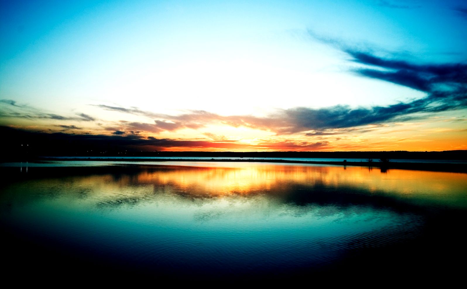 Sky Sea Magical Blue Beautiful Magic Evening Red Calm - 1080p Trap Nation Background - HD Wallpaper 