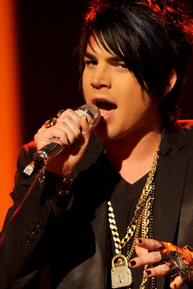 Wallpaper Adam Lambert, Rocker, Microphone, Scene, - Adam Lambert American Idol - HD Wallpaper 