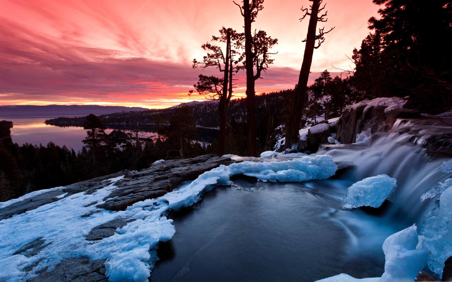 Emerald Bay - HD Wallpaper 