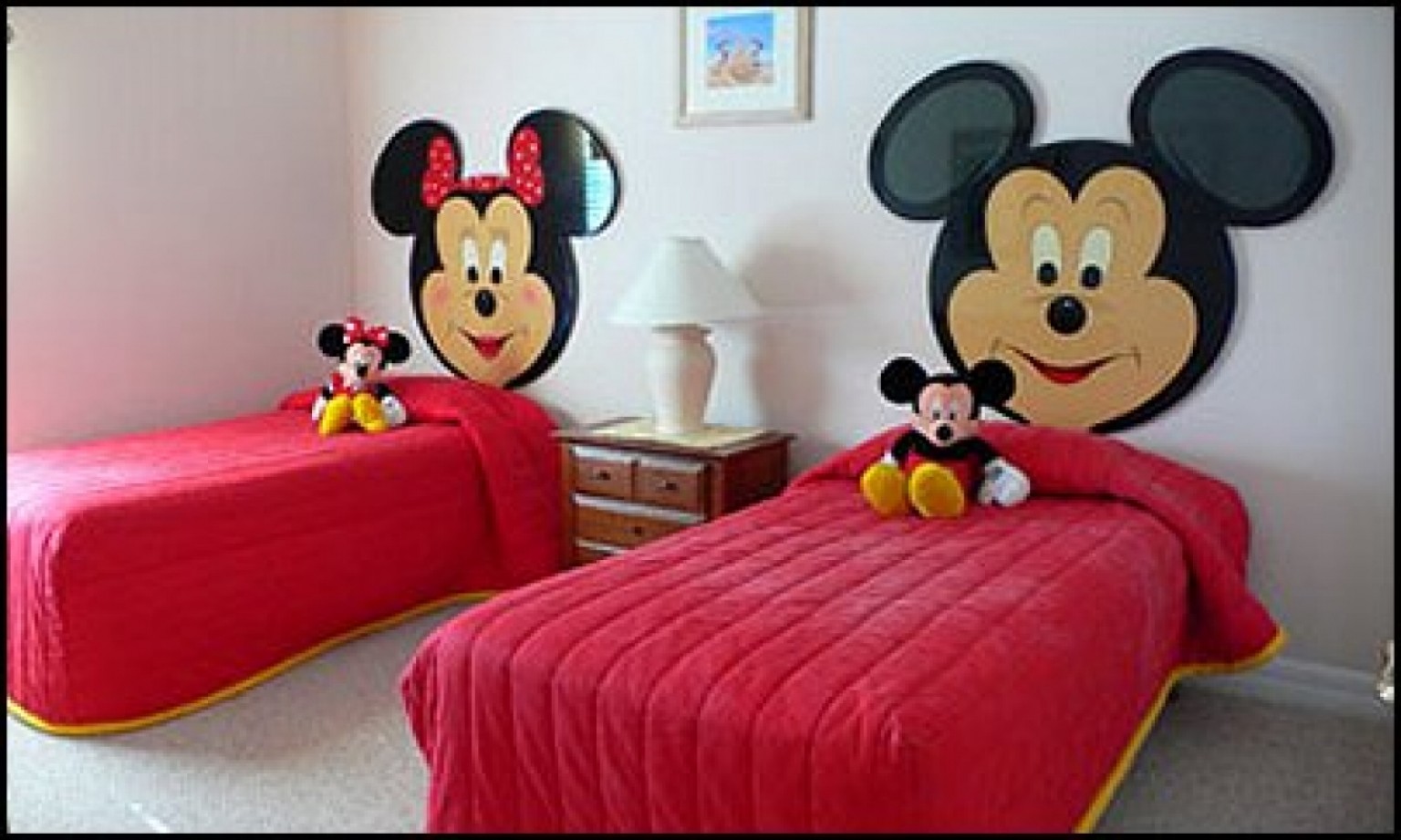 Minnie Mouse Bedroom Design - Cartoon - HD Wallpaper 