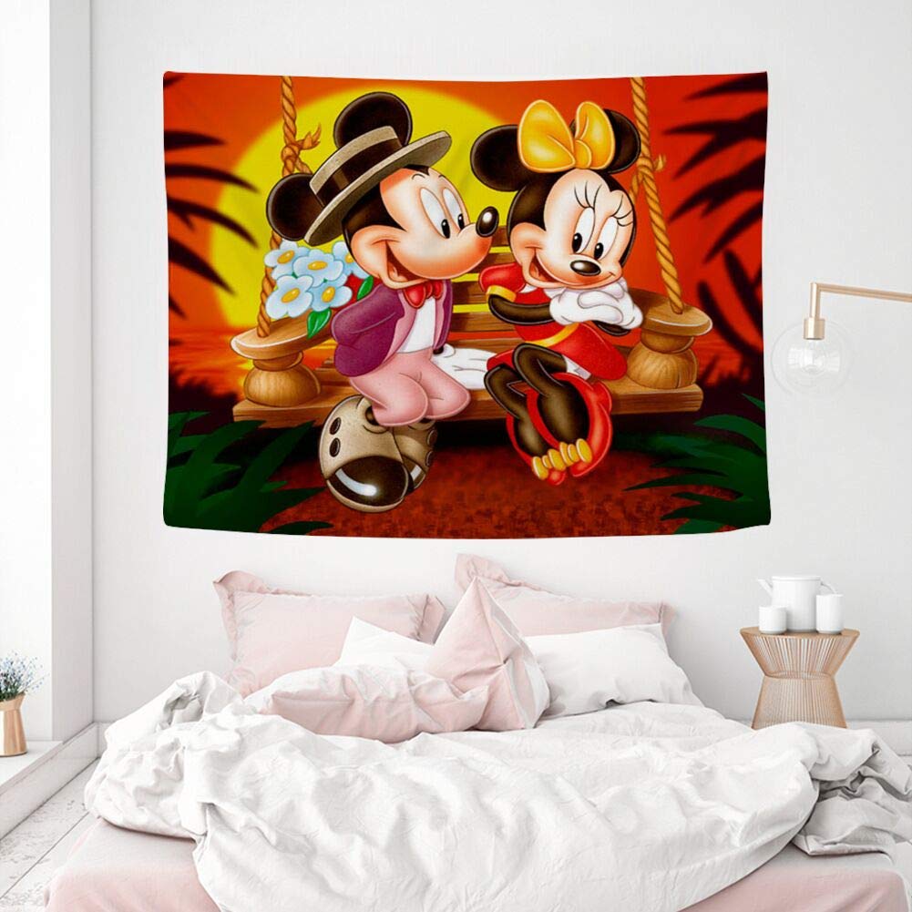 Disney Collection Art Polyester Tapestry Wall Hanging - Minnie And Mickey Thanksgiving Animated - HD Wallpaper 