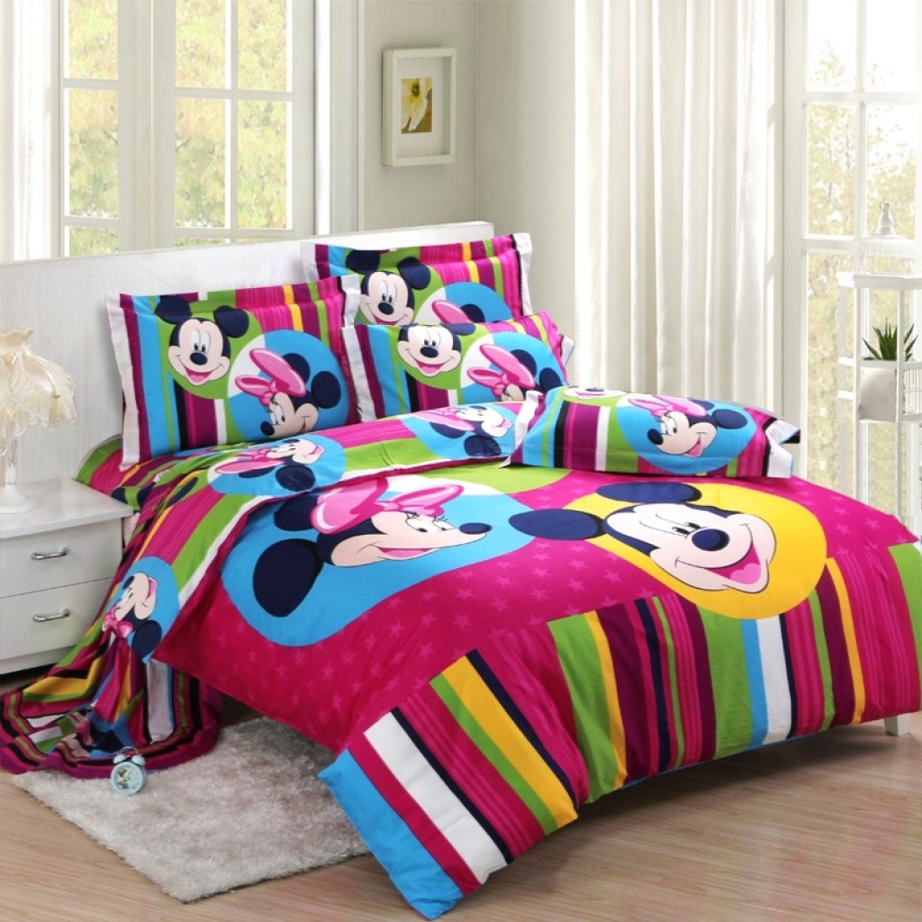 Minnie And Mickey Twin Bedding - HD Wallpaper 
