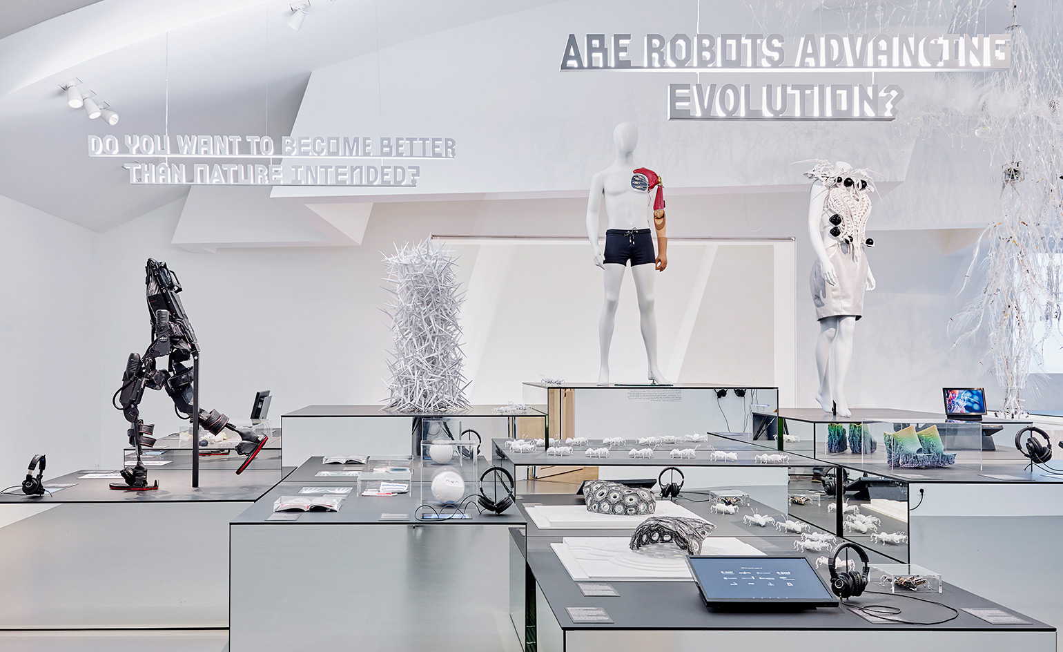 Hello Robot Vitra Design Museum - HD Wallpaper 