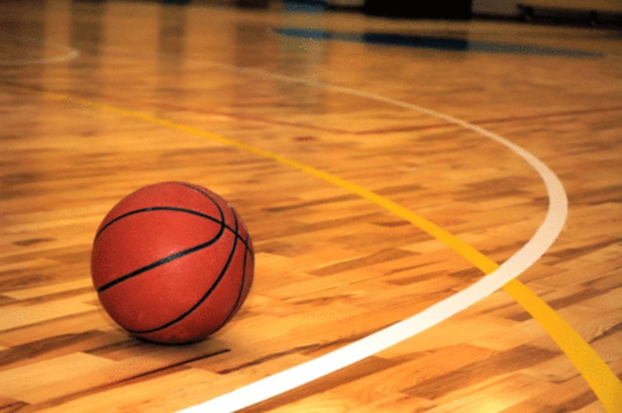 Data Src New Basketball Court Wallpapers For Pc - Basketball Court With Ball - HD Wallpaper 