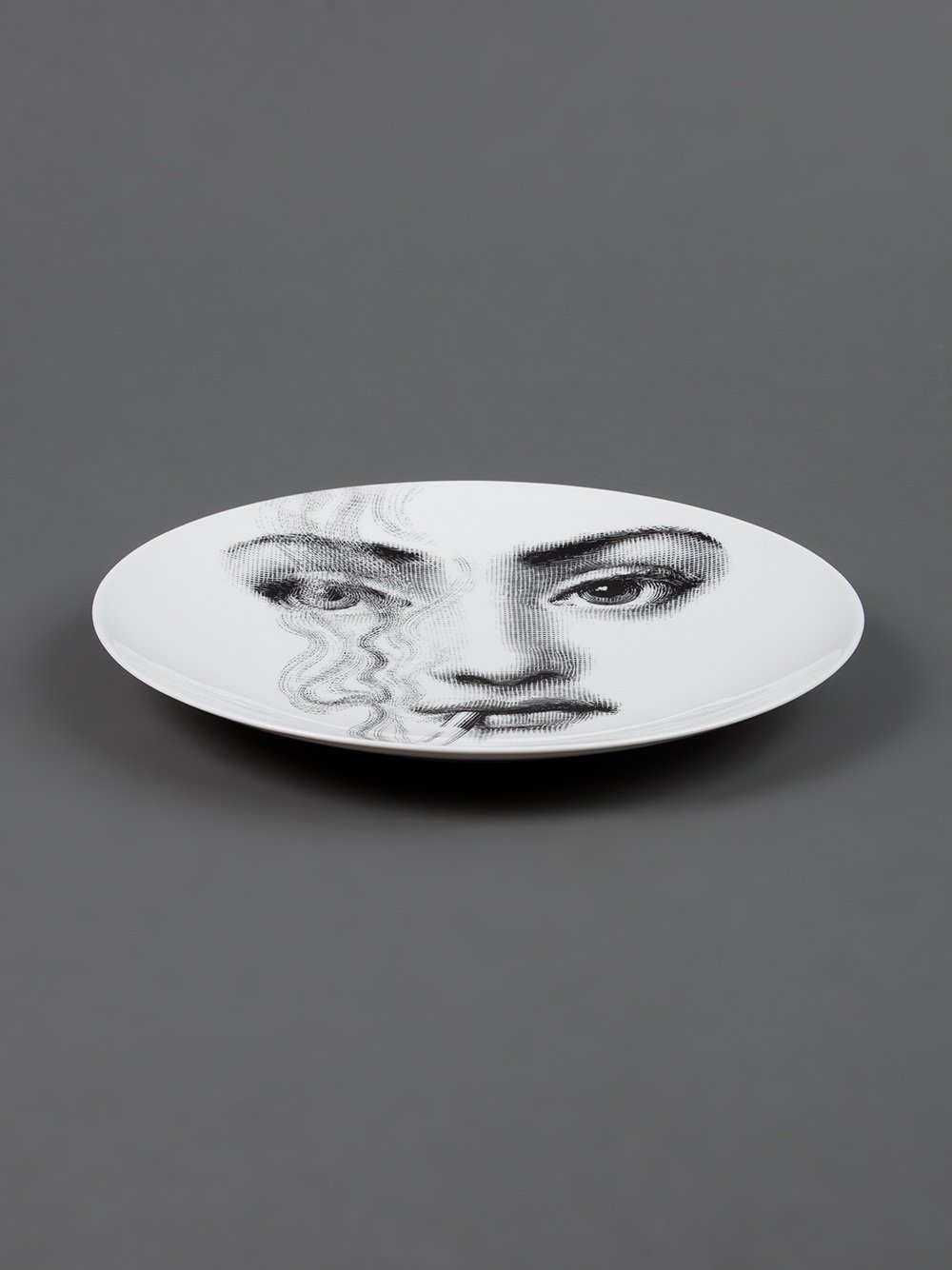 Fornasetti Plate White/ Grey Women Lifestyle Homeware - Table - HD Wallpaper 