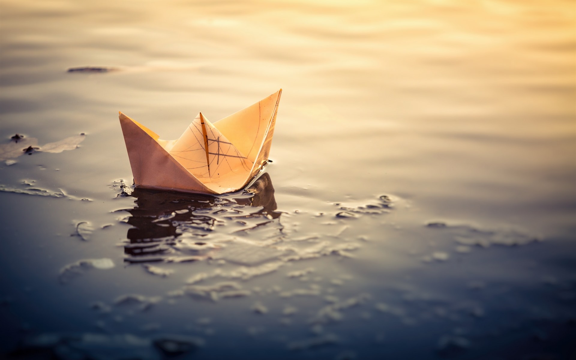 Wallpaper Paper Boat, Puddle - Rain Paper Boat - HD Wallpaper 