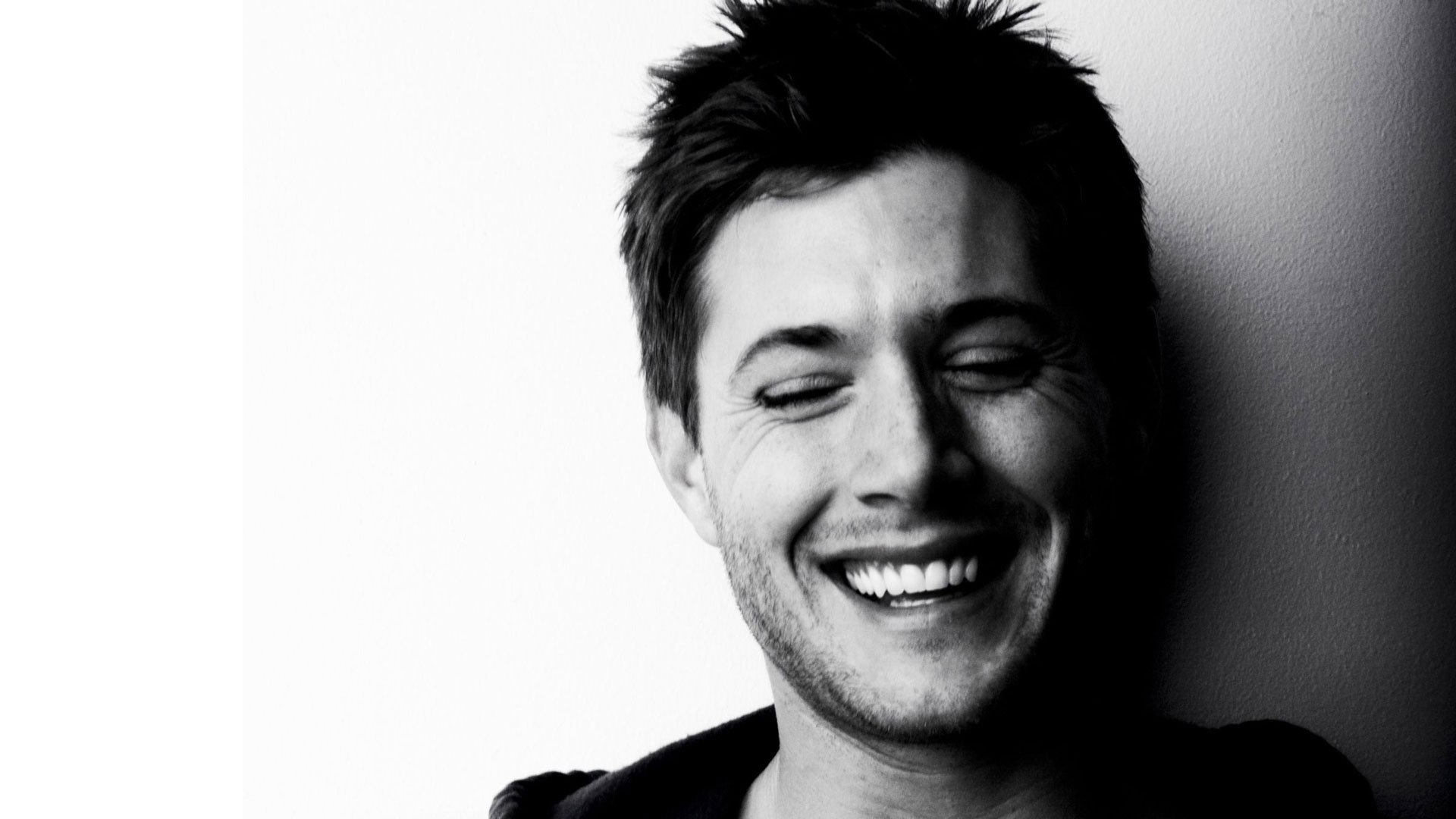 Jensen Ackles Hd Wallpaper - Jensen Ackles - HD Wallpaper 