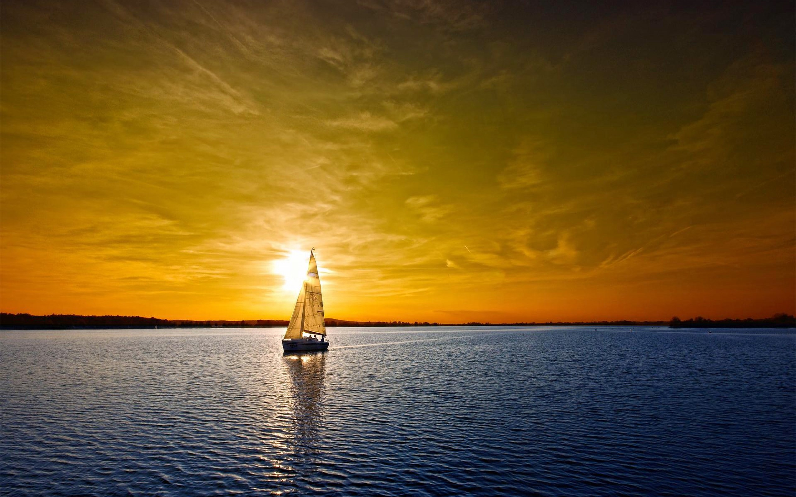 A Sunset Over A Sail Boat Hd Wallpaper - Sailboat Sunset Hd - HD Wallpaper 