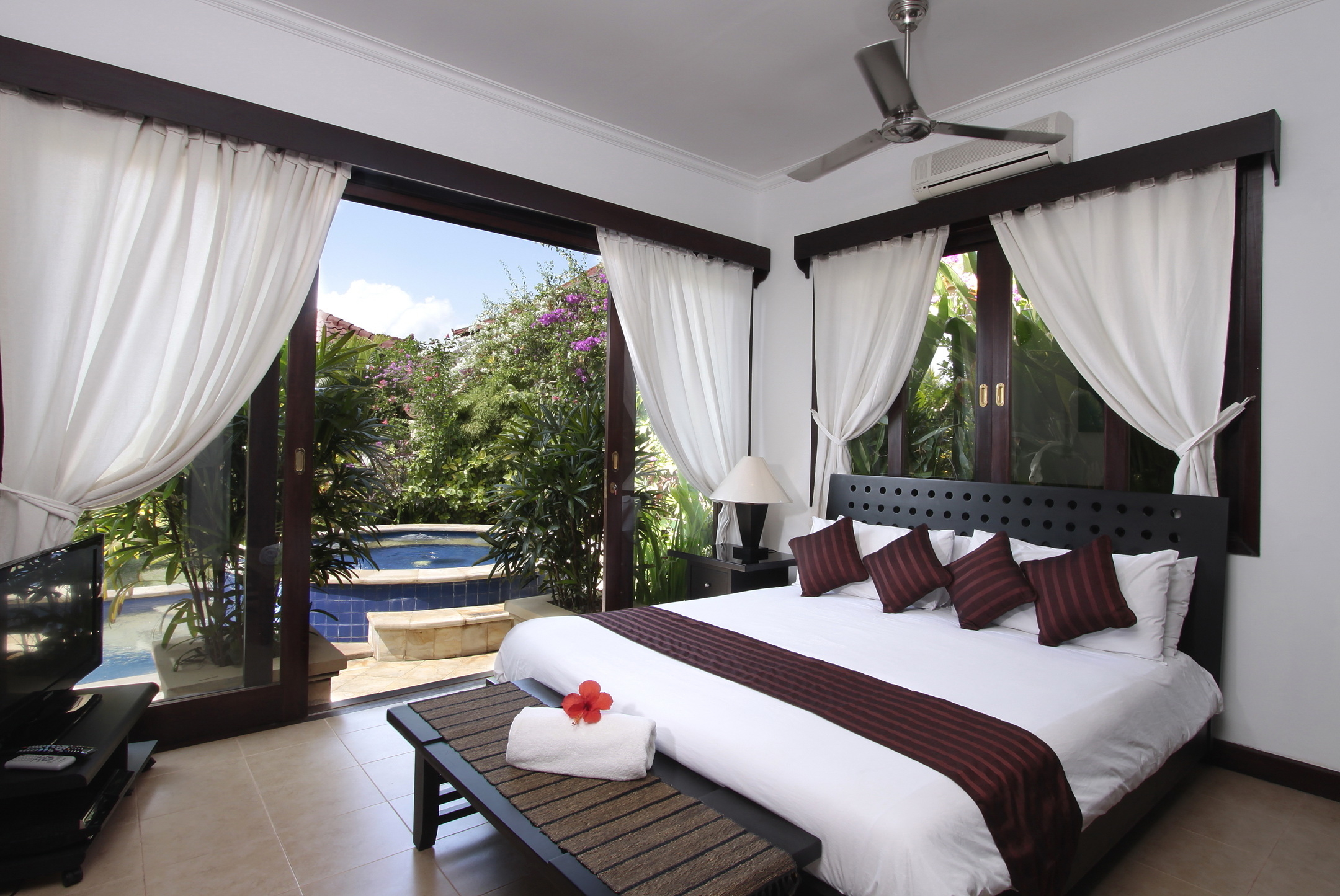 Bedroom - HD Wallpaper 