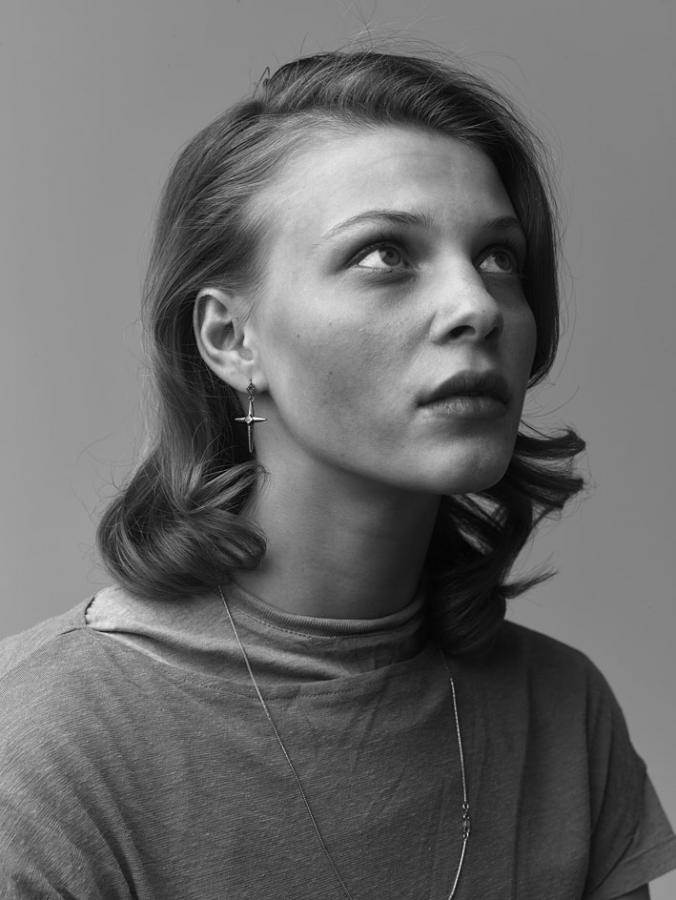 Calle Tredici Martiri By Jason Koxvold - Girl - HD Wallpaper 