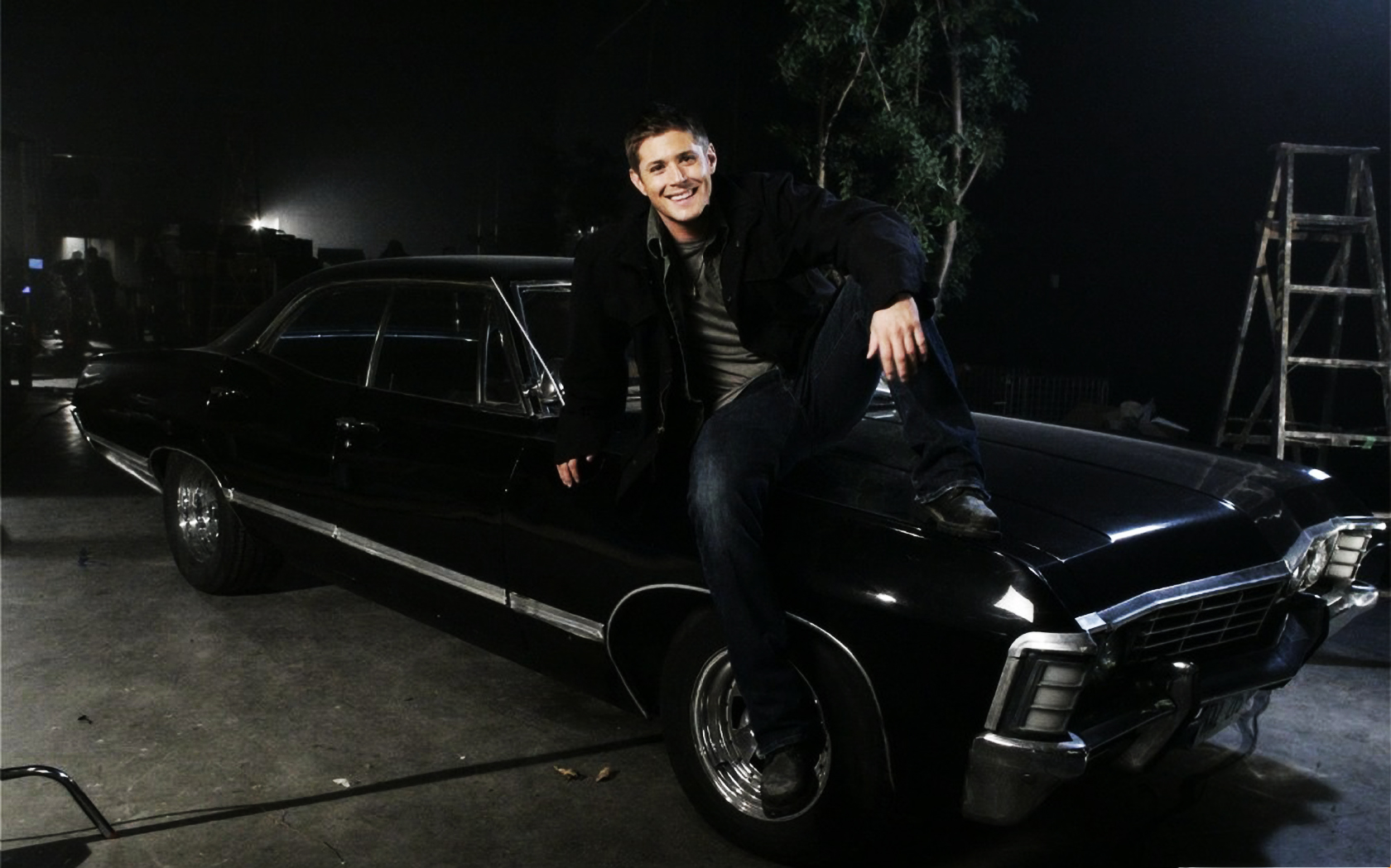 Jensen Ackles Wallpapers - Impala 67 Supernatural Dean - HD Wallpaper 